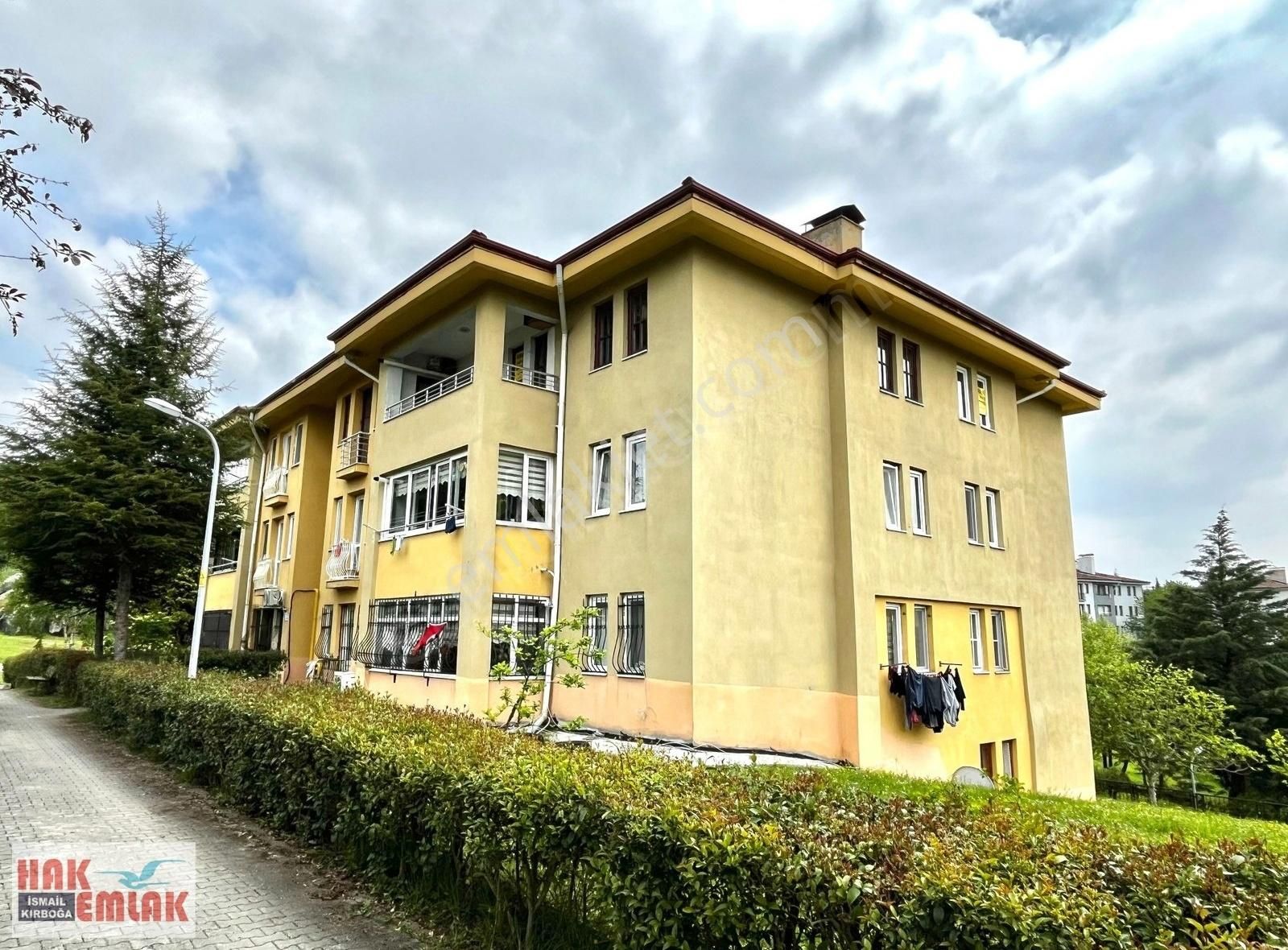 Hak Emlak'tan Yeşiltepe Mah.de Doğa Manzaralı Kiralık 3+1 Daire