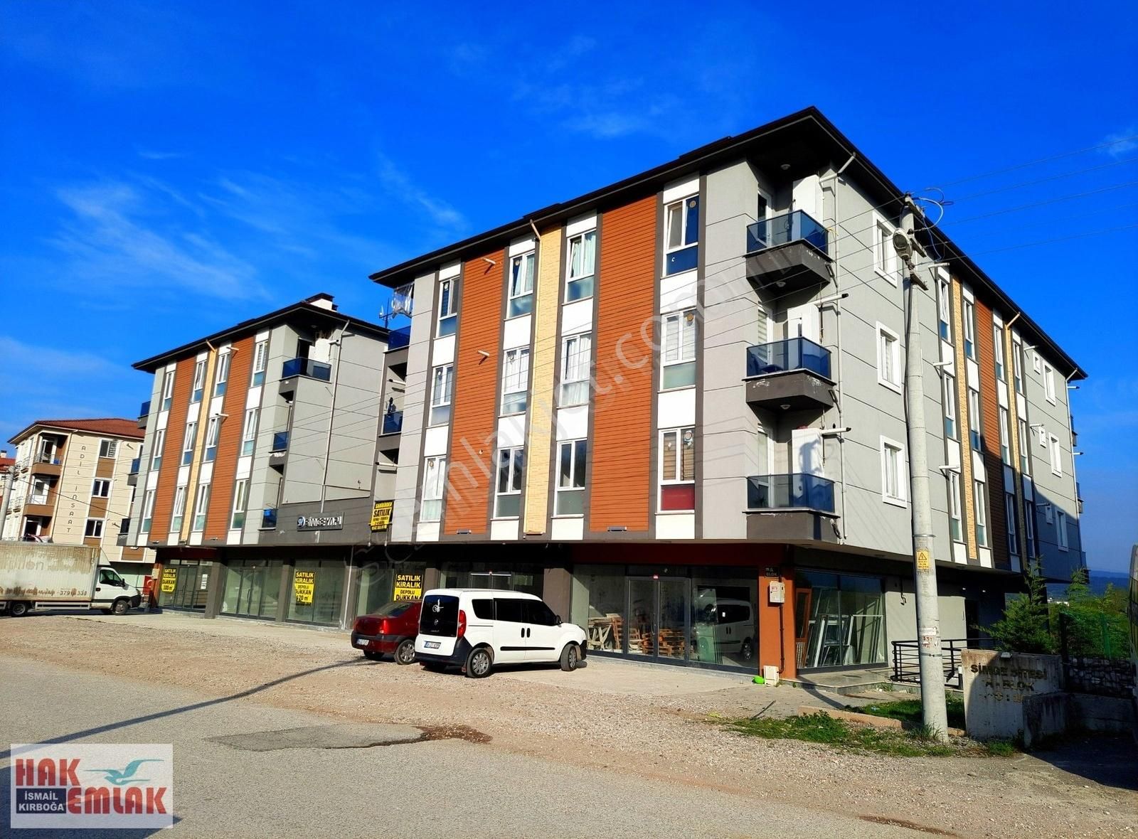 Üniversite'de Sakin Lokasyonda Mutfağı Ayrı Satılık 2+0 Daire
