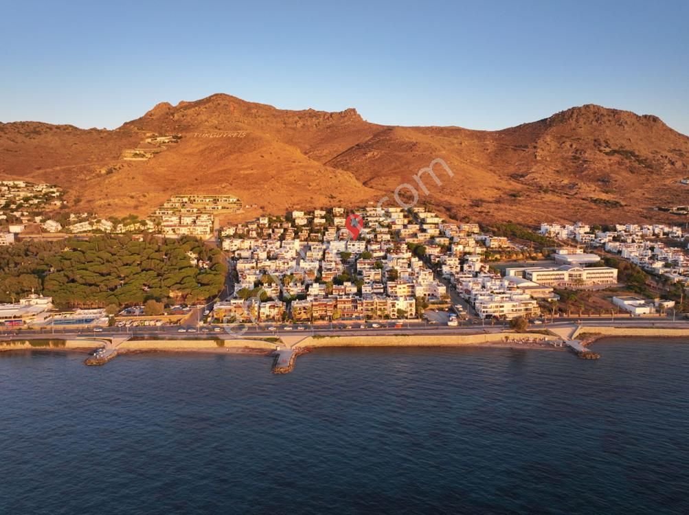 Turgutreis'de Muhteşem Deniz Manzaralı Satılık 3+1 Daire
