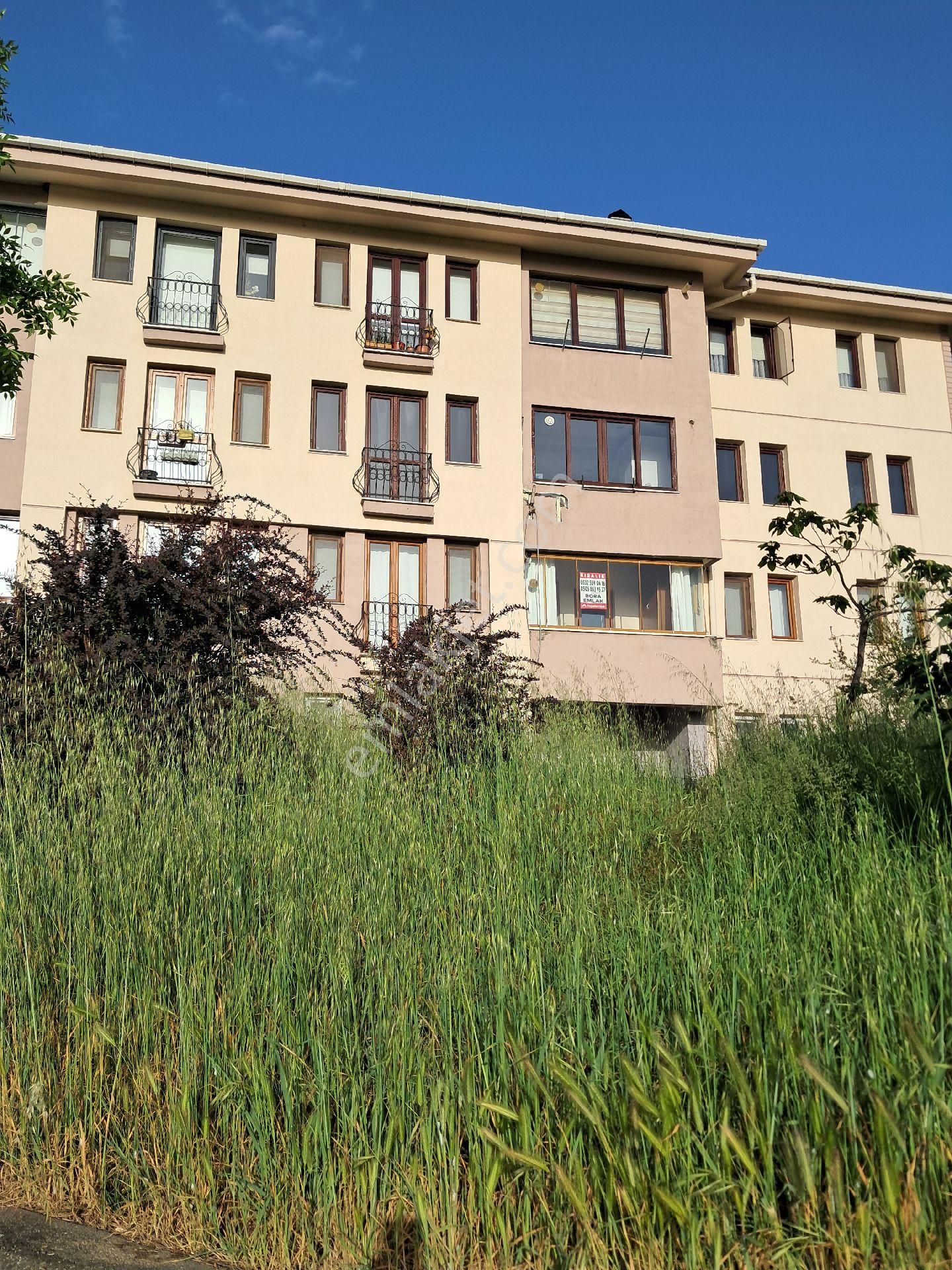 Düzce Çamlıevler Mahallesinde Kiralık 3+1 110m2 Daire