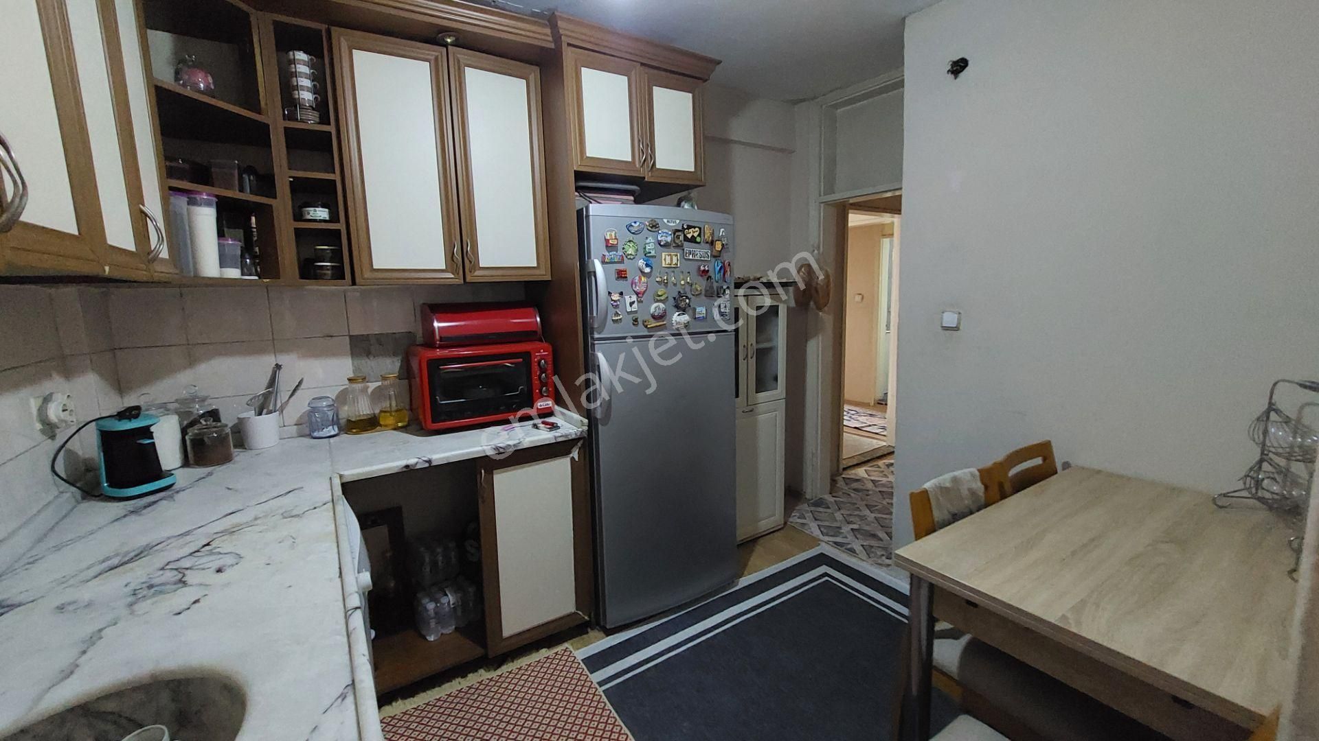 Bayraklı Emek Mah De Satılık Komple Müstakil Bina Kanıt Emlak - Görsel 30