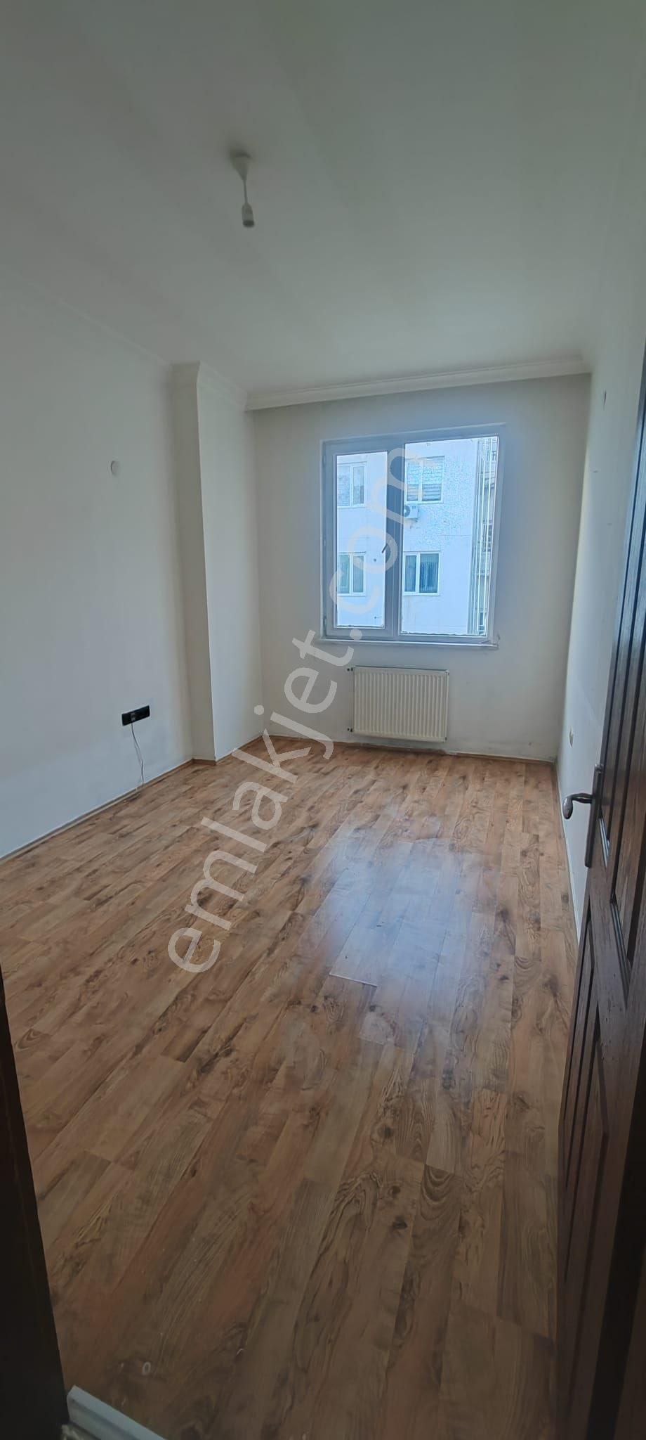 Burdur Bucak Merkezde Kiralık 2+0 Apart Daire