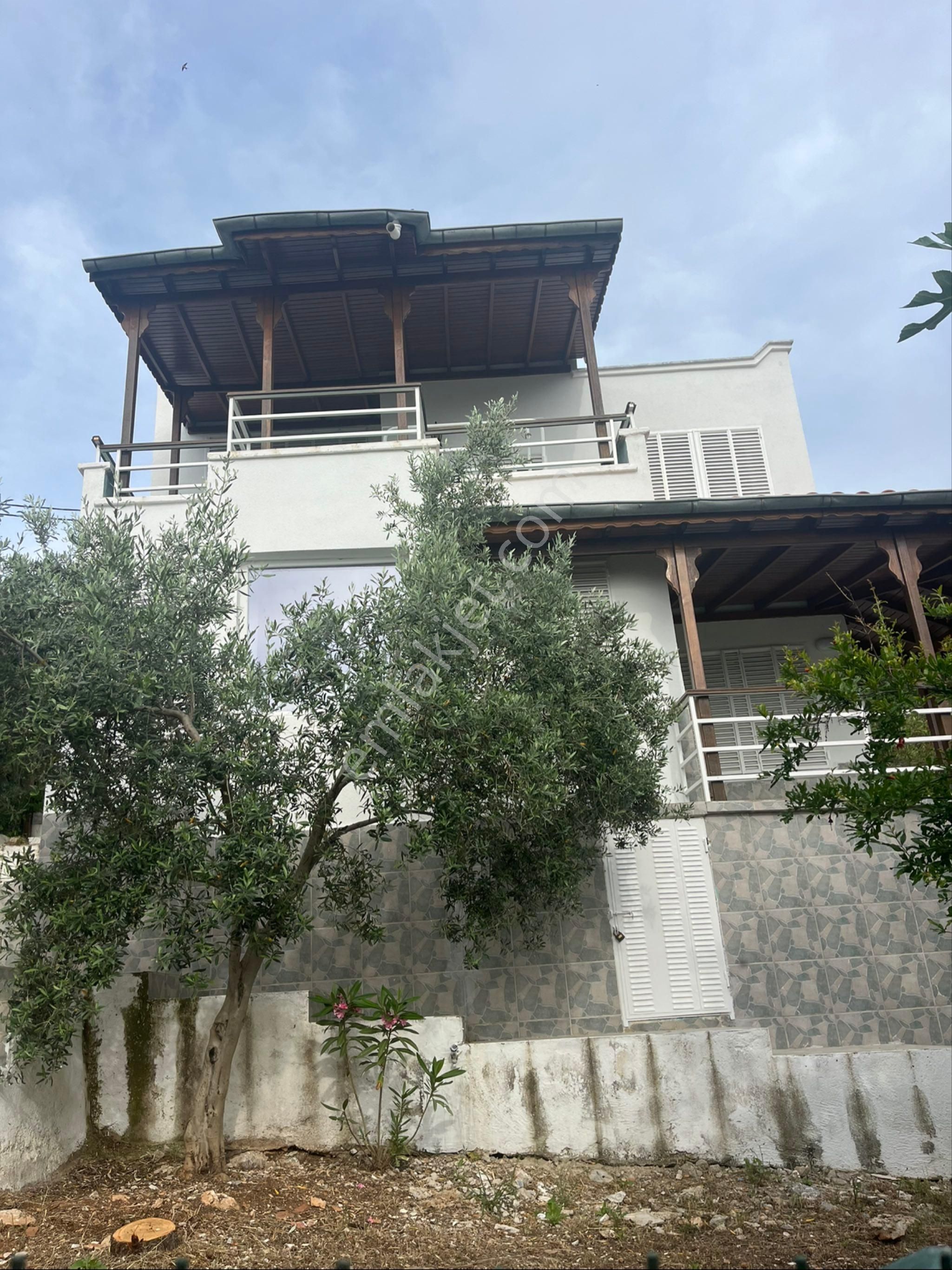 Didim Akbük Te Satılık 3+1 Mustakil Villa