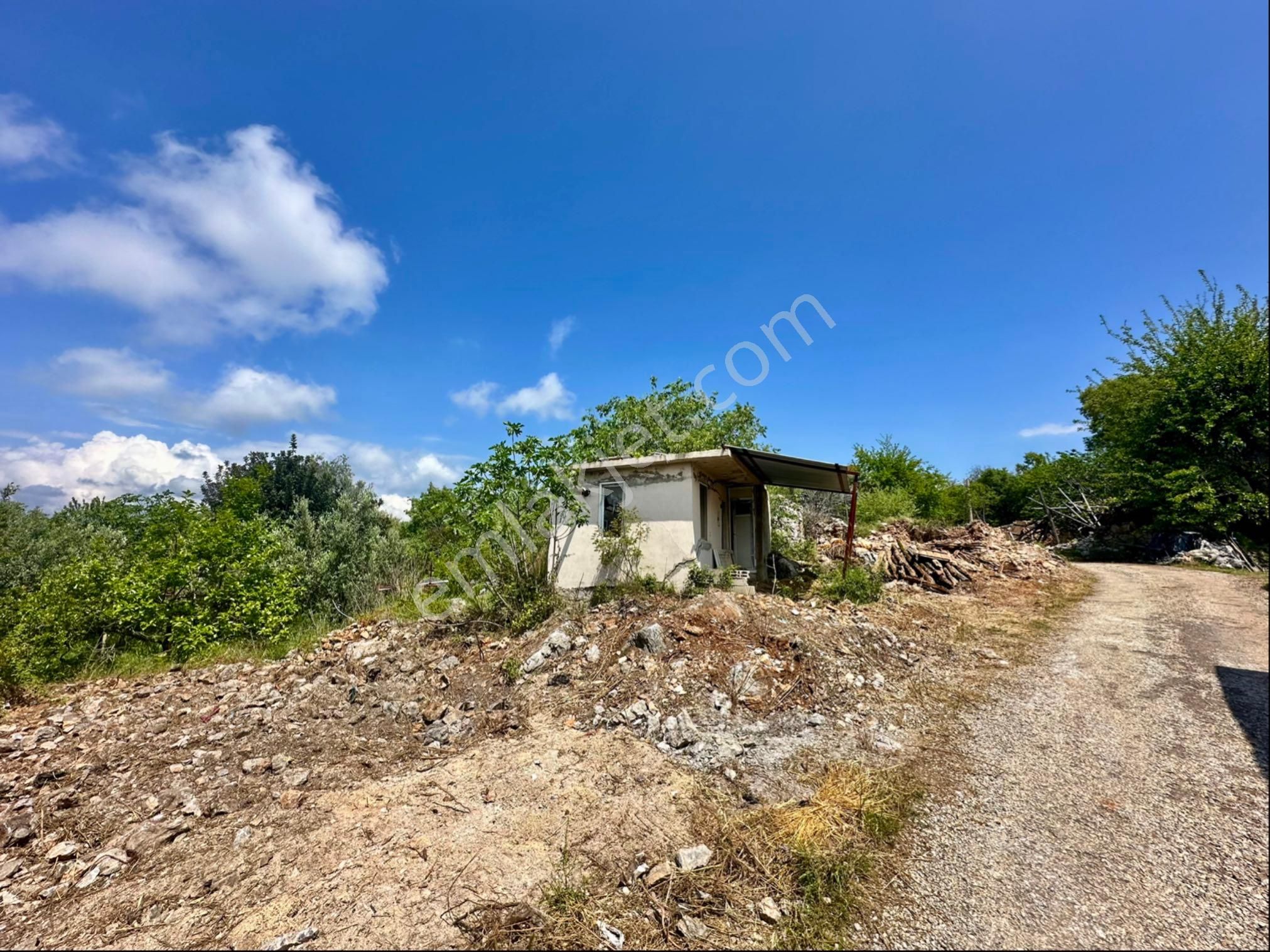 Alanya Karamanlarda Satılık Köy İçi 607 M2 Arsa - Görsel 11