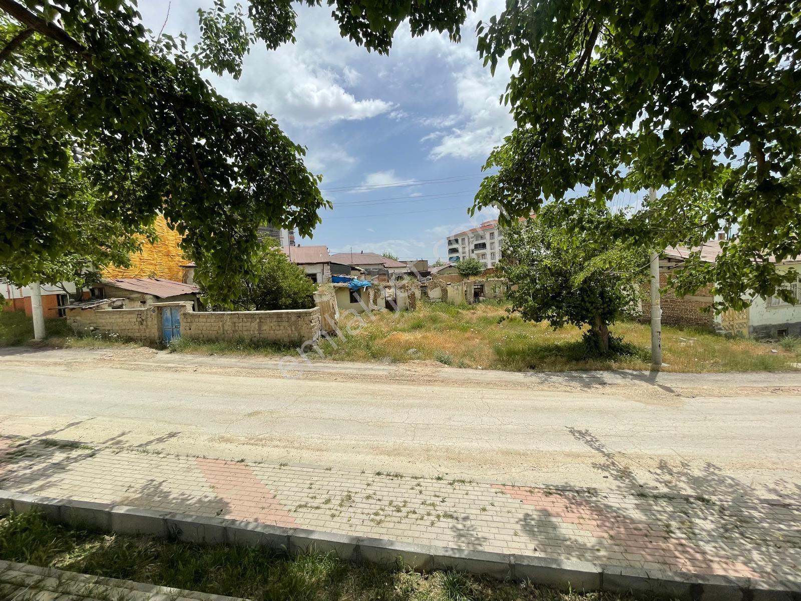 Mevsim Gayrimenkulden Yunus Emre Bulvarı Üstü 6 Kata İmarlı Arsa - Görsel 23