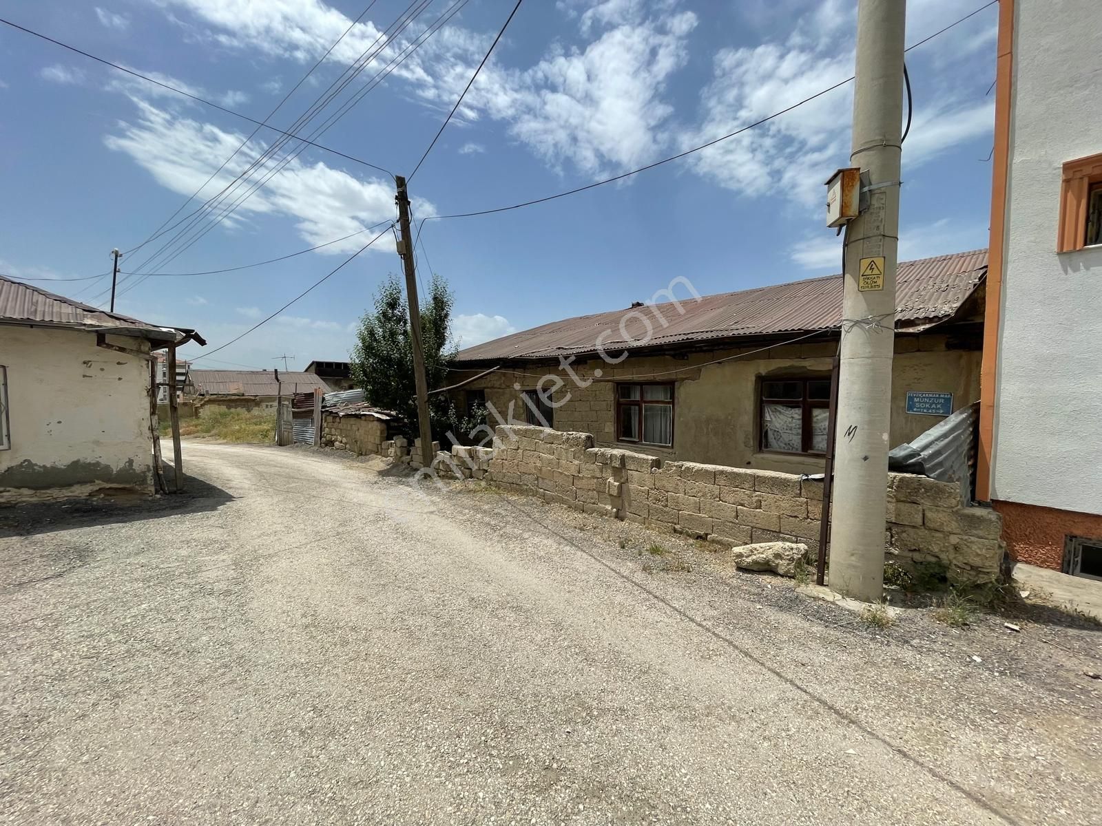 Mevsim Gayrimenkulden Yunus Emre Bulvarı Üstü 6 Kata İmarlı Arsa - Görsel 27