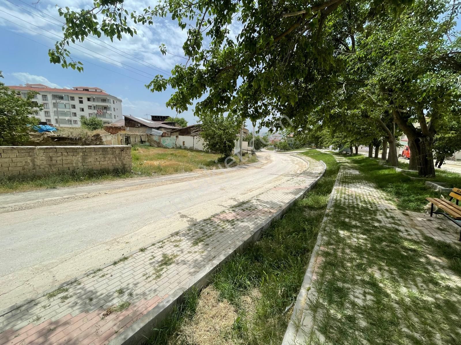 Mevsim Gayrimenkulden Yunus Emre Bulvarı Üstü 6 Kata İmarlı Arsa - Görsel 9