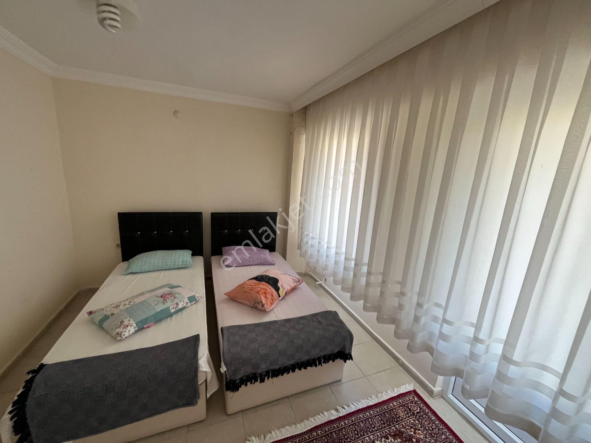 Akçay Da Denize Kordona Yakın Eşyalı Kiralık Müstakil Bahceli Trıblexs