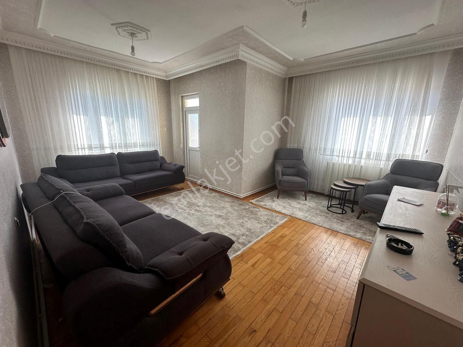 Vadi Emlak'tan Mahmutpaşa Mahallesinde 3+1 Kiralık Daire