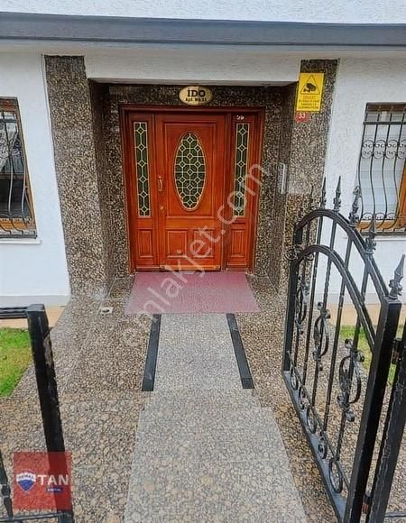Florya Şenlikköy'de Özel Tasarımlı Eşyalı Kiralık 4+1 Daire