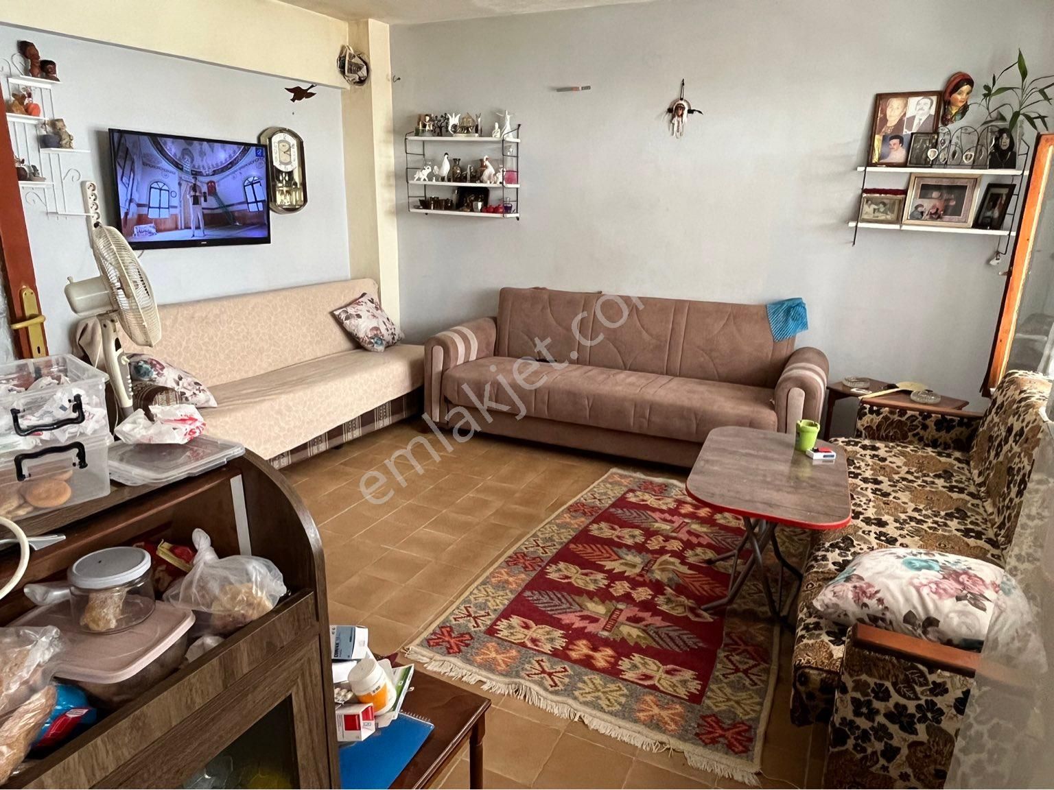Şarköy Cumhuriyet Mah. Düz Giriş Kendine Ait Bahçeli Daire Satılık