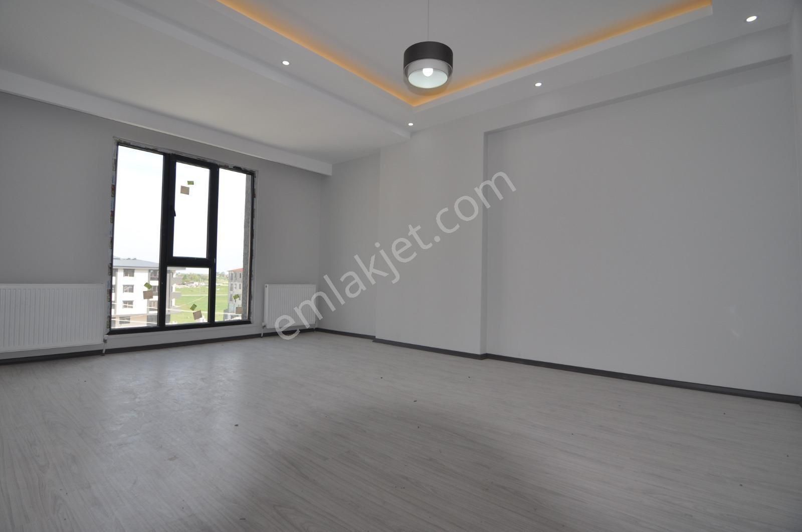 Kızılpınar Mh Satılık 1 Yılık Daire
