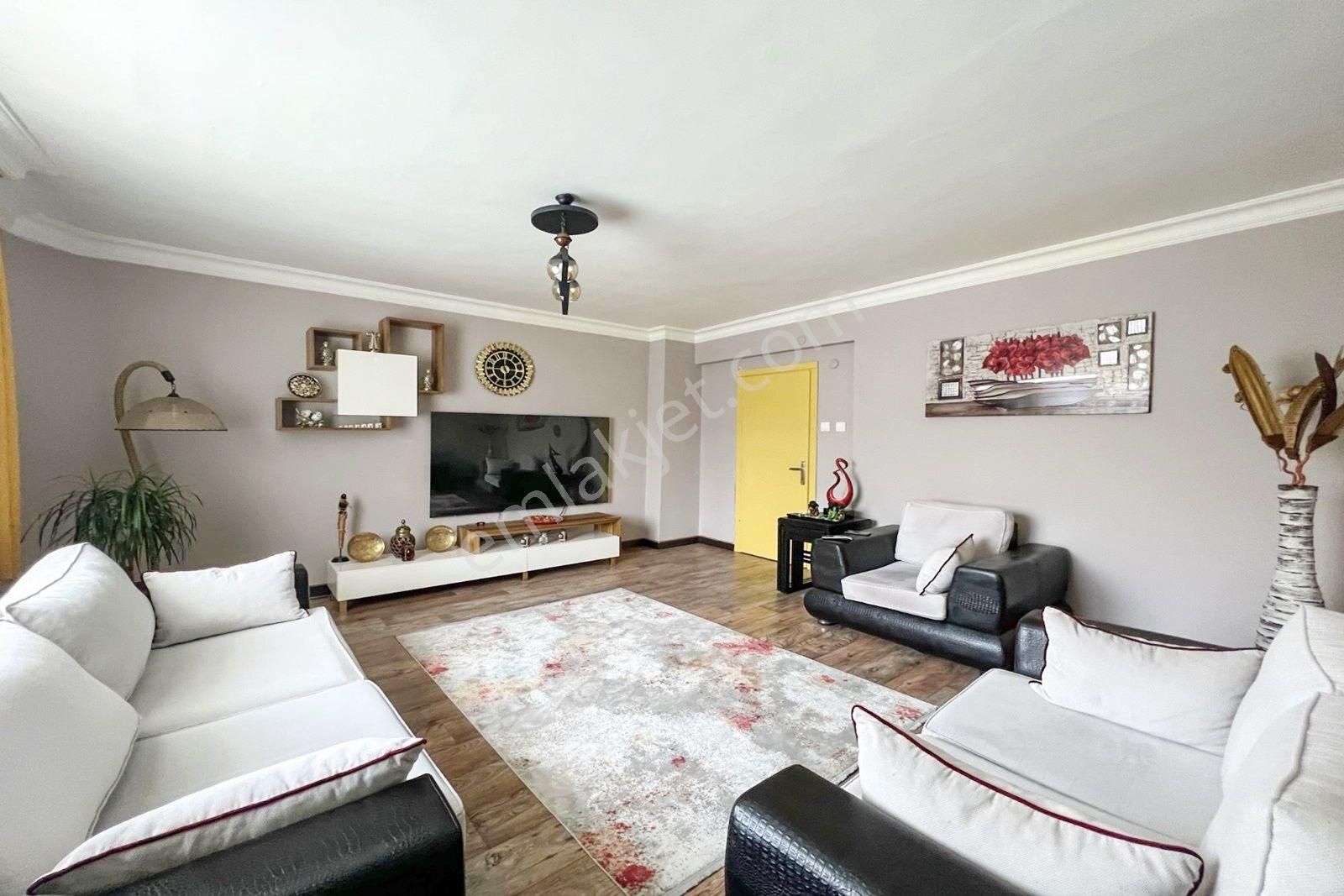 Weal World' Den Yayla Da, Asansörlü, 5+1, 230 M2, Bakımlı Dubleks ...