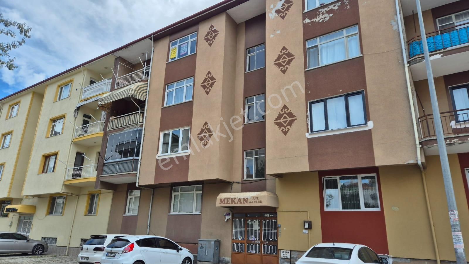Esentepe Mahallesi Taş Köprüye Yakın 3+1 Kiralık Daire