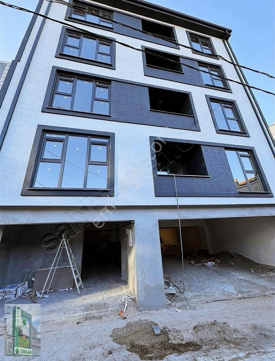 Şahlan Emlaktan Satılık Plevnede Ferah Daire