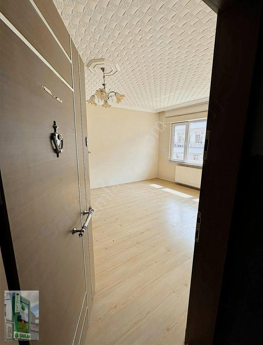 Şahlan Emlaktan Kiralık Daire