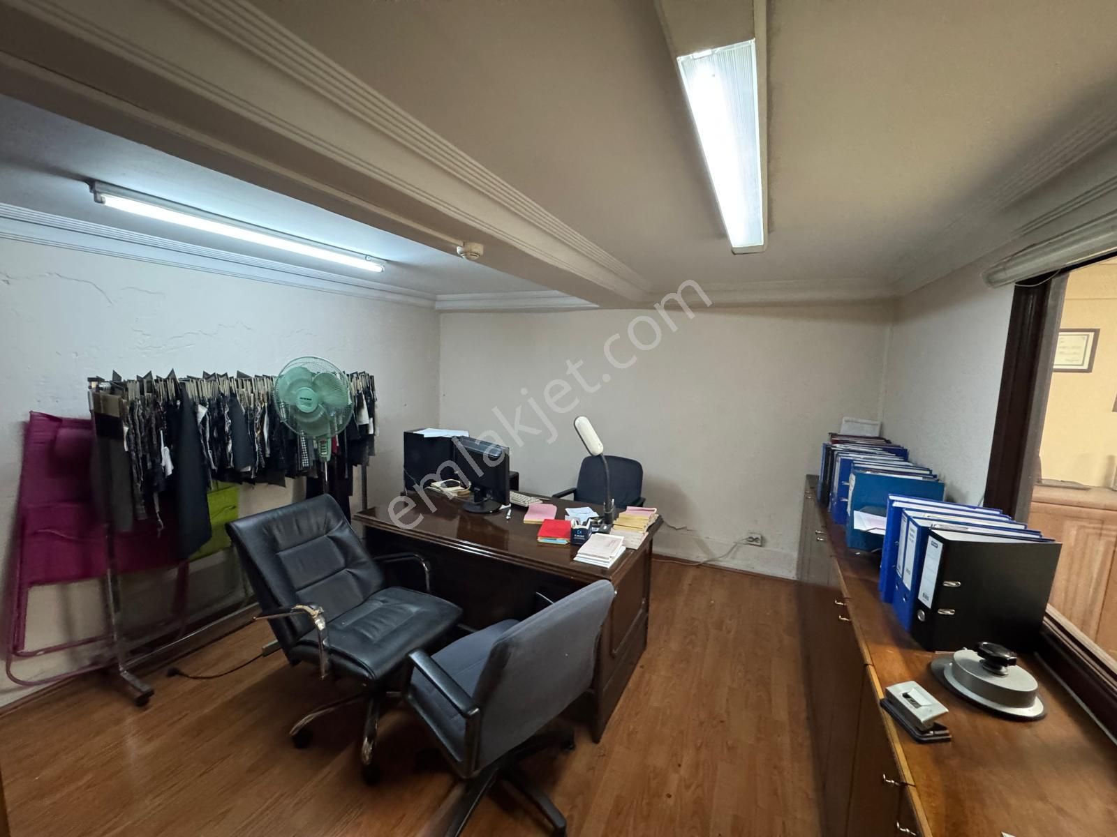 Eyüpsultan Topçularda 280 M2 Kiralık İmalathane