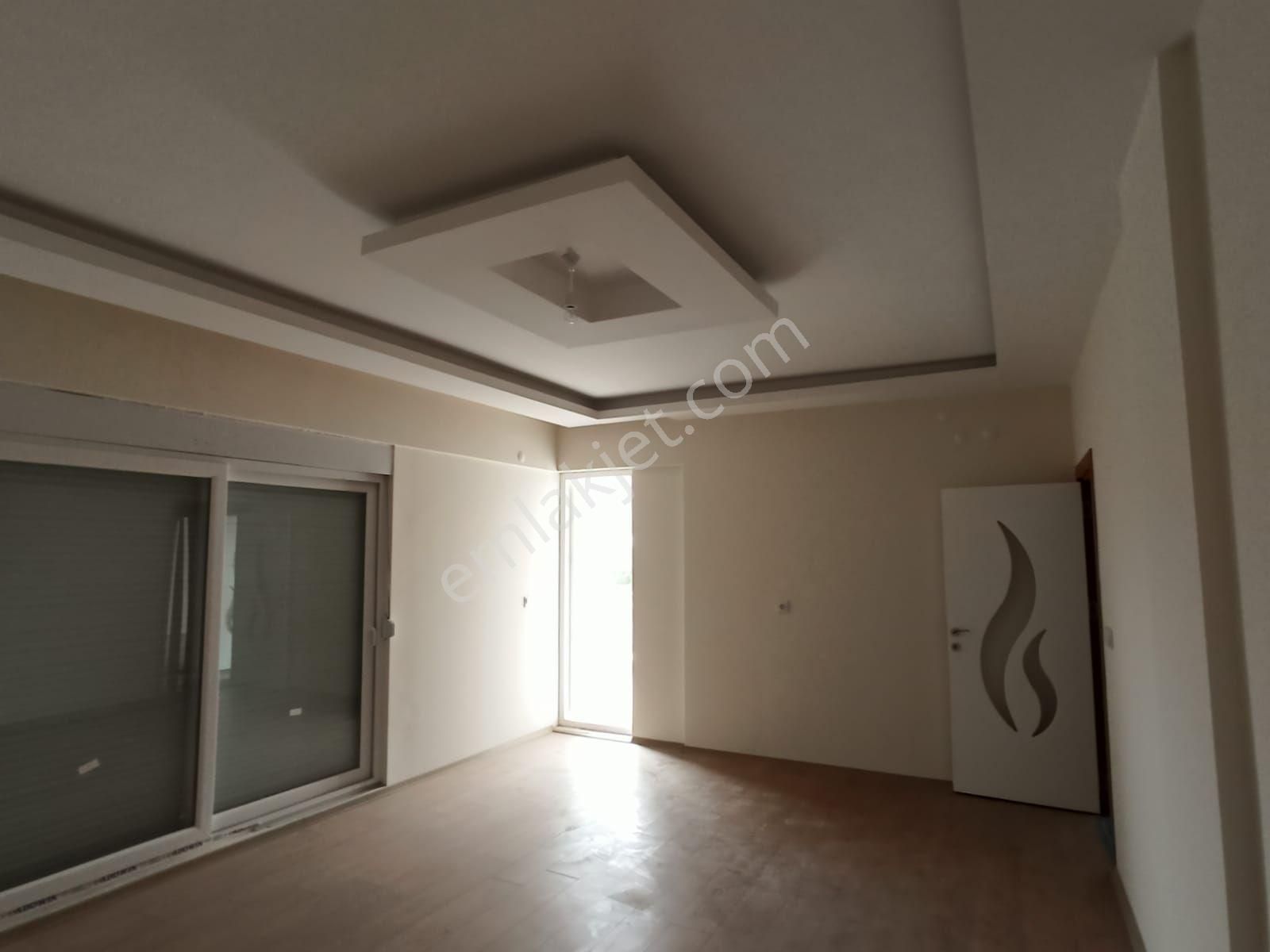 Arkadaş İnşaat Emlaktan Kumluca Merkez De Satılık Ekonomik Daire - Görsel 9