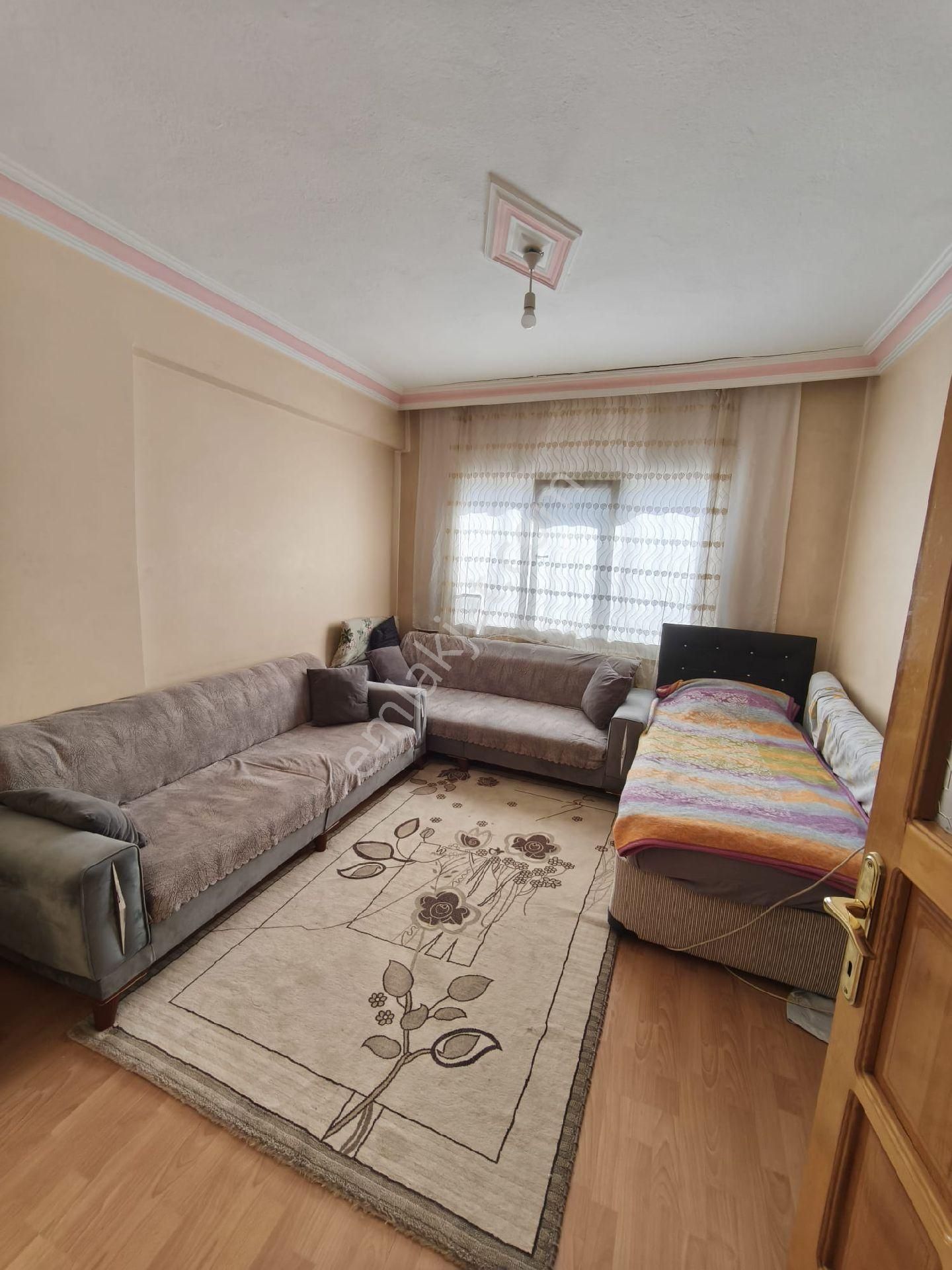 Niğde Merkezde Kiralık3+1 Daire