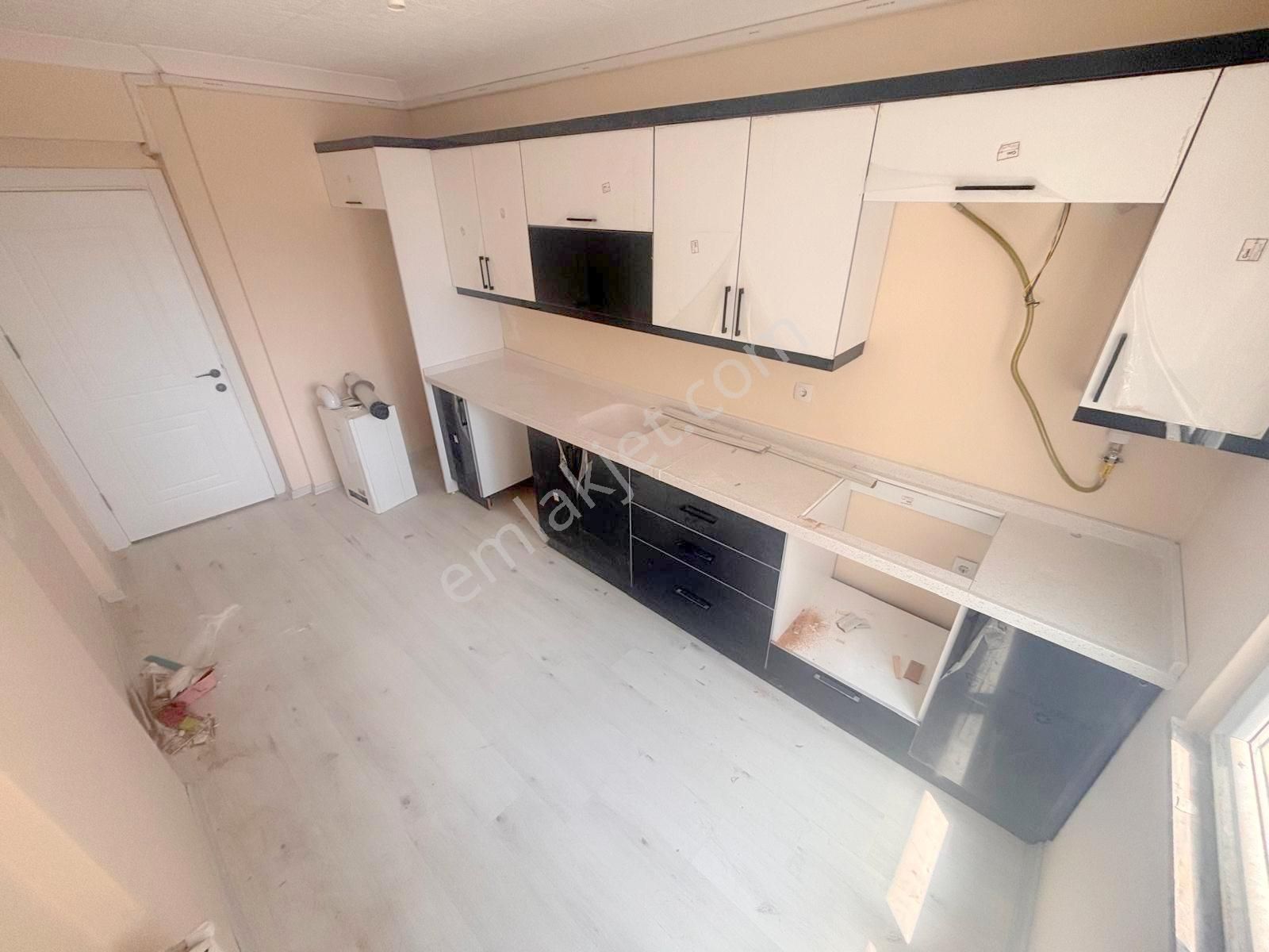 🔵🔑mars'tan Geniş Balkonlu Arakat Ebeveyn Banyolu 3+1 Daire