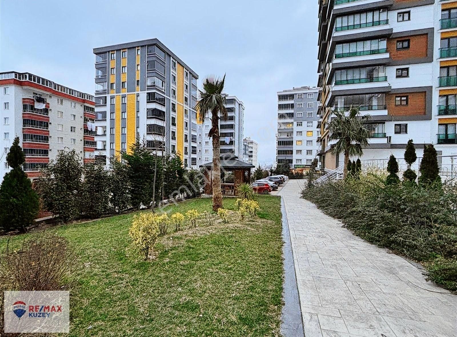 Remax Kuzey Yunus'tan Nırvana Evlerınde Kıralık Lüx 4+1 Daıre