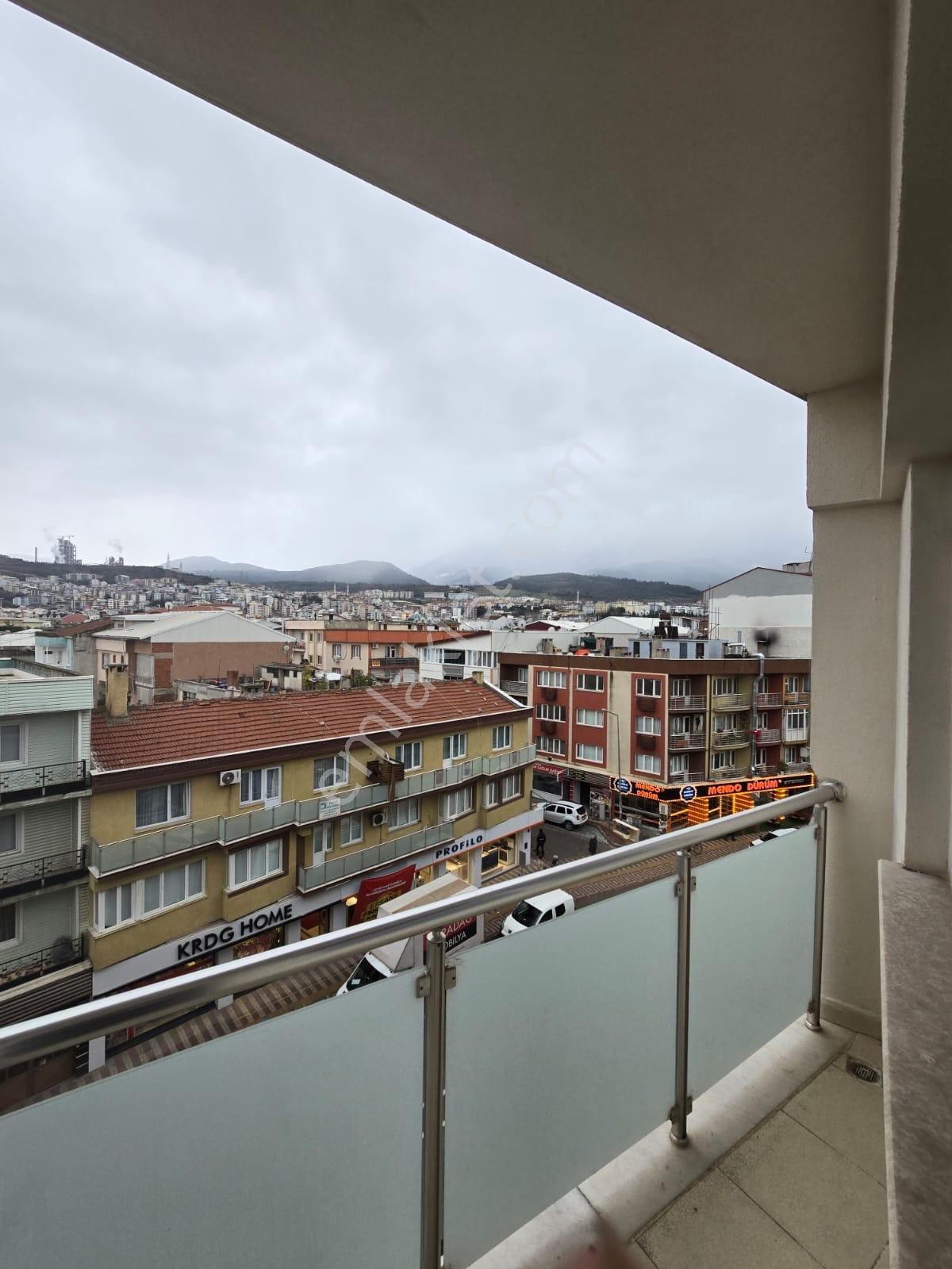 Avp. Mah.bursa Caddesi Üzerinde Satılık Dubleks (4+1)