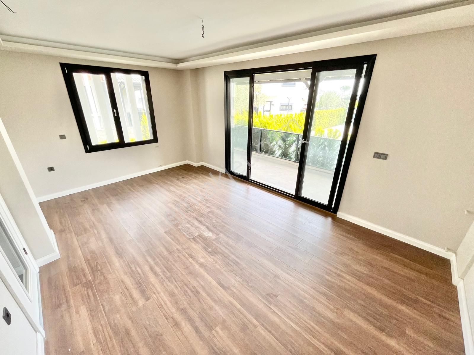 Onur Yıldırımdan Gürede Havuzlu Güvenlikli 3+1 Lüx Villa - Görsel 18