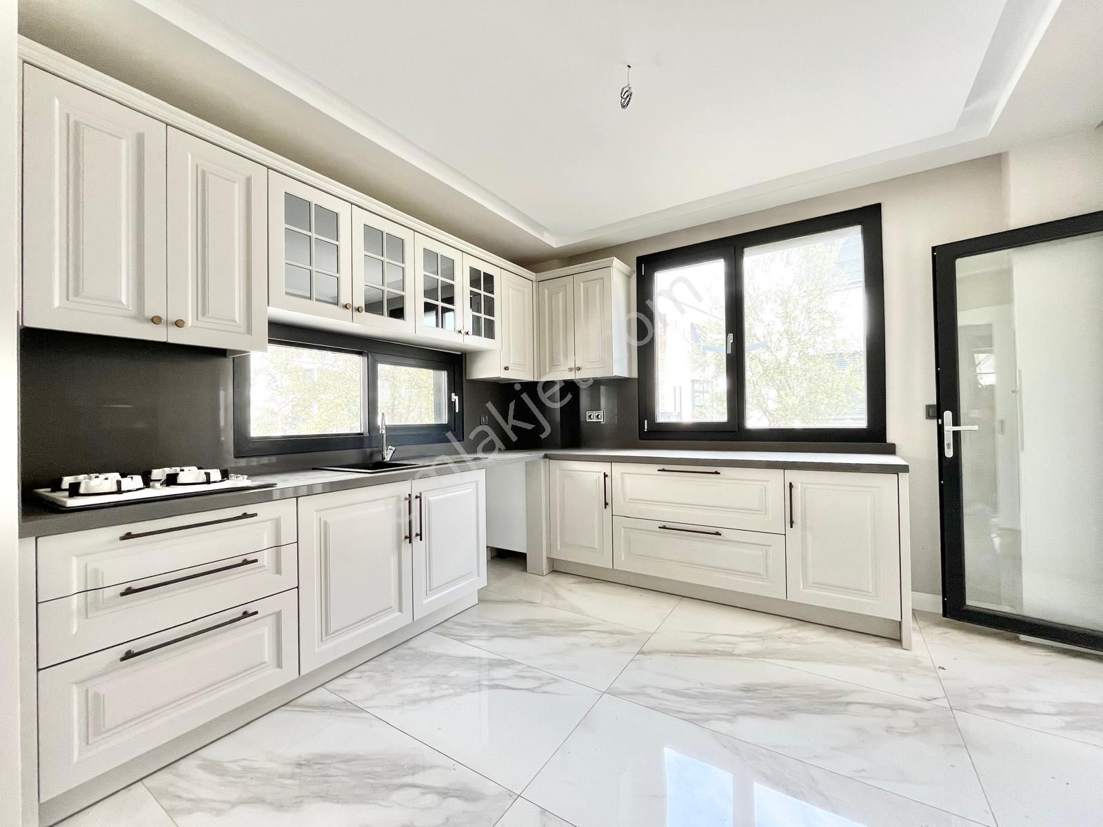 Onur Yıldırımdan Gürede Havuzlu Güvenlikli 3+1 Lüx Villa - Görsel 34