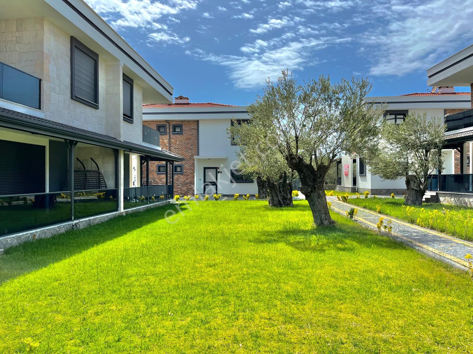 Onur Yıldırımdan Gürede Havuzlu Güvenlikli 3+1 Lüx Villa - Görsel 16