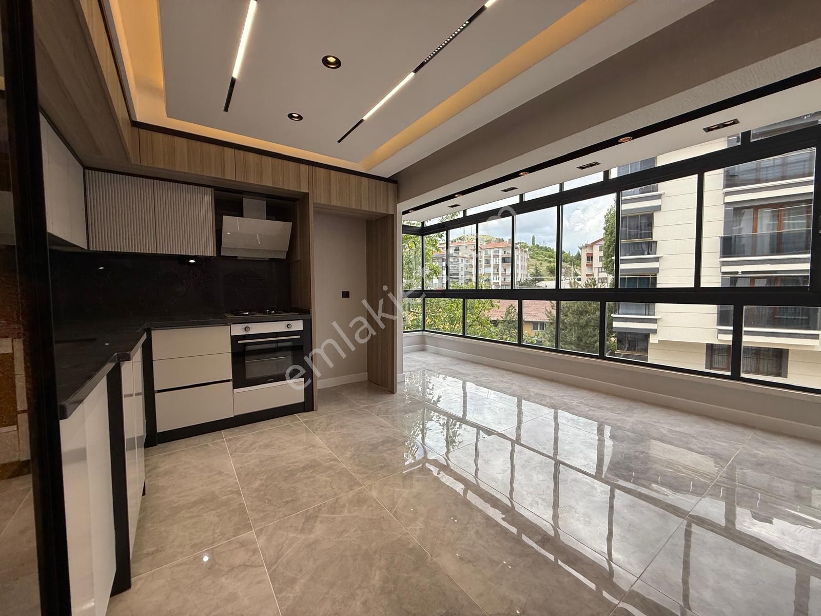 Keçiören'de 3+1 Sıfır Binada Site Konseptinde Mega Lüks Daire - Görsel 3