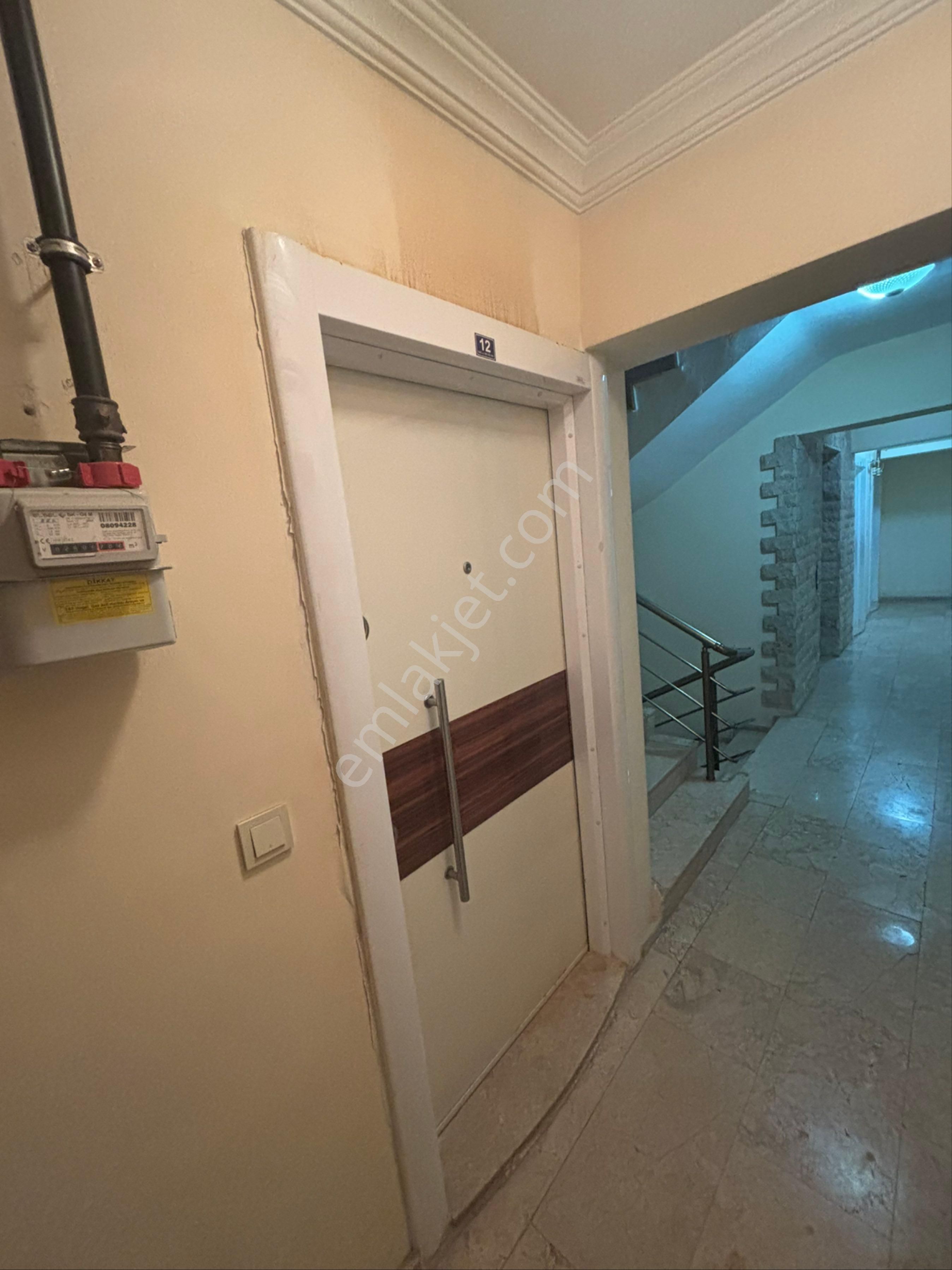 Cumhuriyet Mahallesi 1 + 1 Full Eşyalı Kiralık Merkezi Konumda