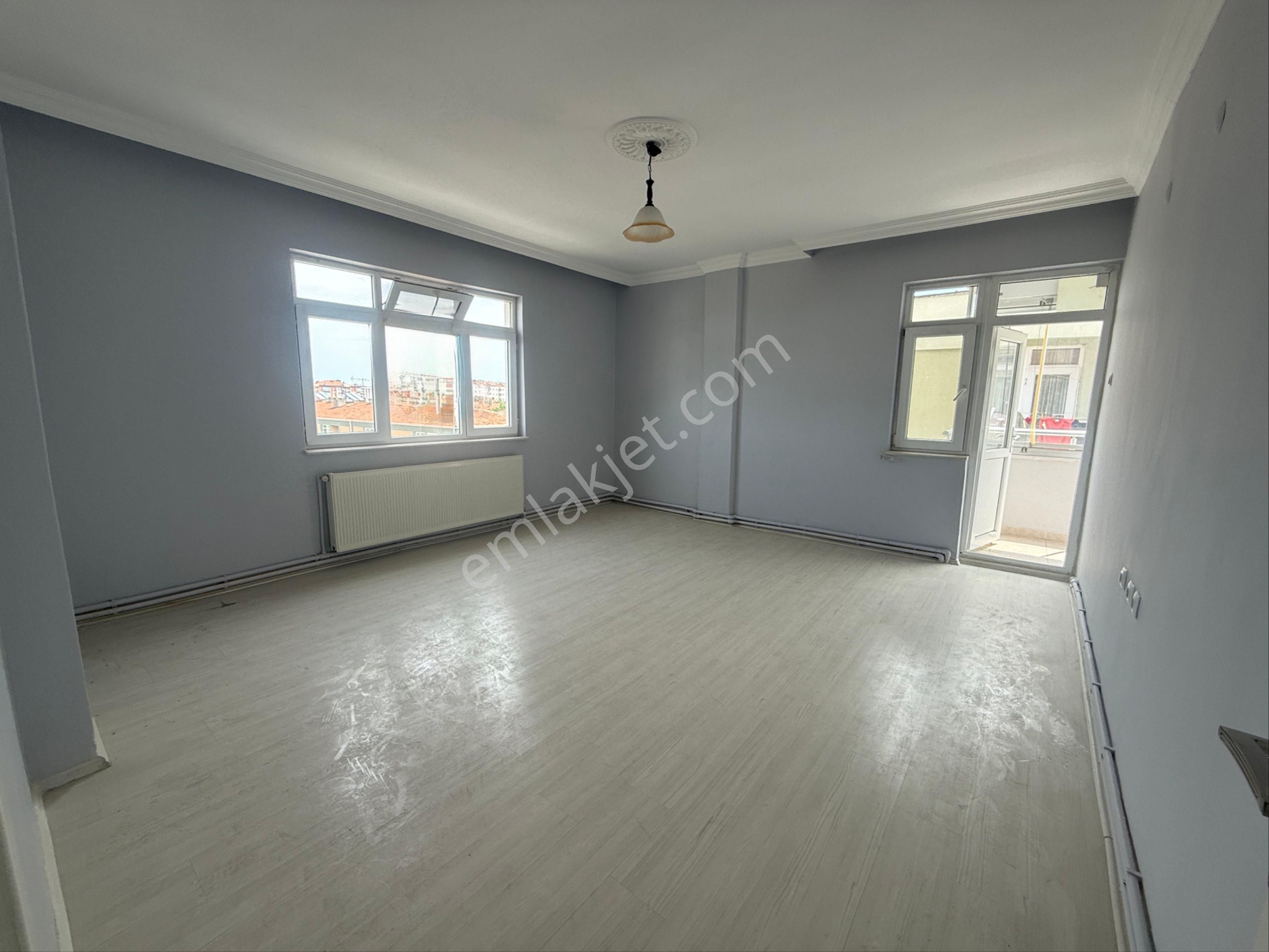 Samsun Atakum Türkiş Cagalogluna Cephe 3+1 İçi Yapılı Satılık Daire