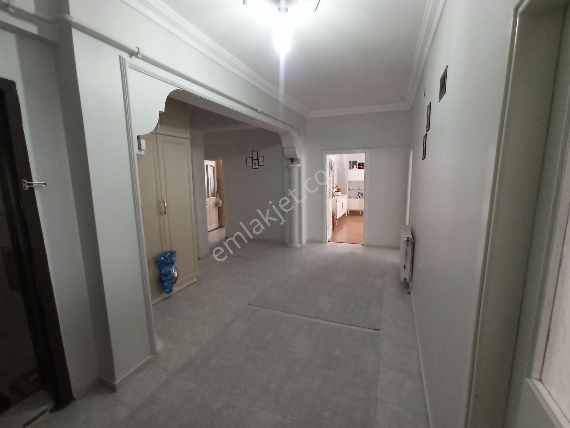 Harzem Gayrimenkulden Mustafapaşa Da Hasarsız 3+1 Satılık Daire