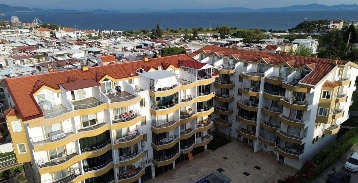 Didim Altınkum’da Satılık 2+1 Eşyalı Havuzlu Ve Asansörlü Geniş Daire Sahile 200 Mt Mesafede
