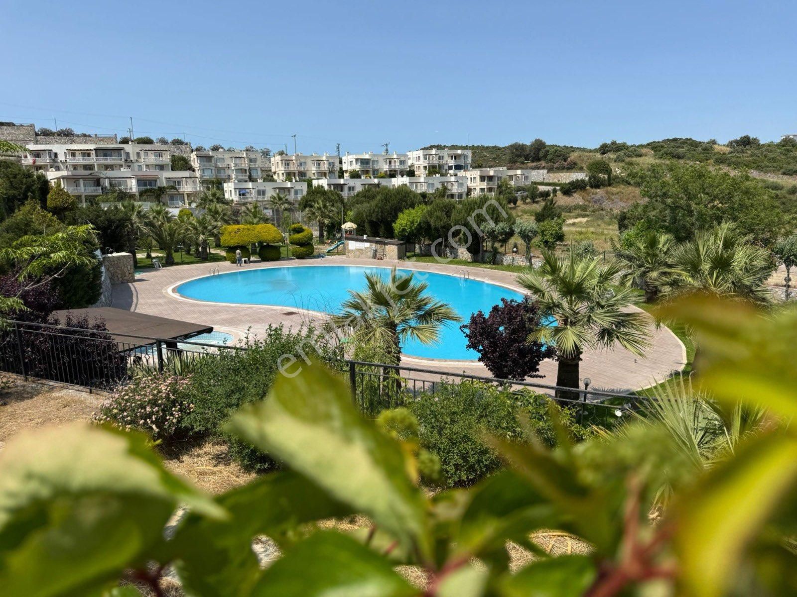 İngilizden Acil Bakımlı Eşyalı Ev Full Manzaralı Kumsala Yakın Daire - Görsel 20