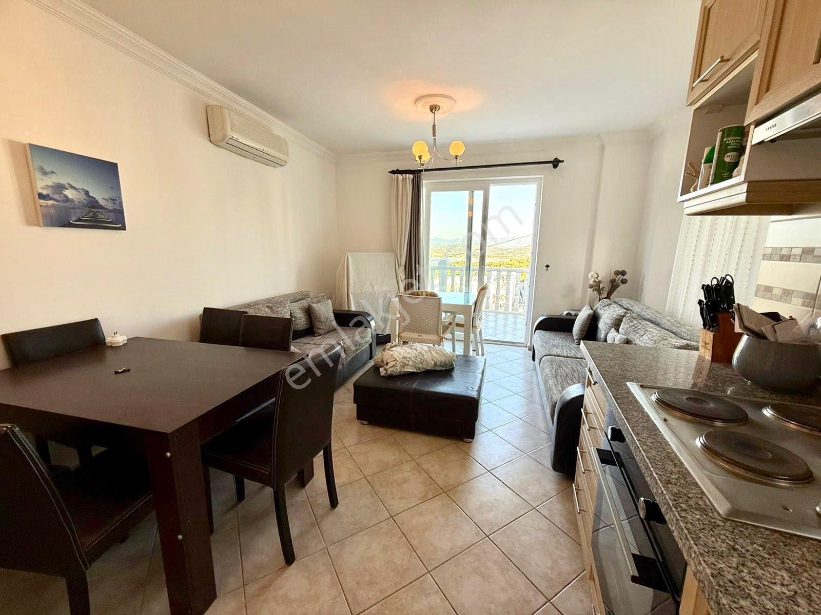 İngilizden Acil Bakımlı Eşyalı Ev Full Manzaralı Kumsala Yakın Daire - Görsel 3