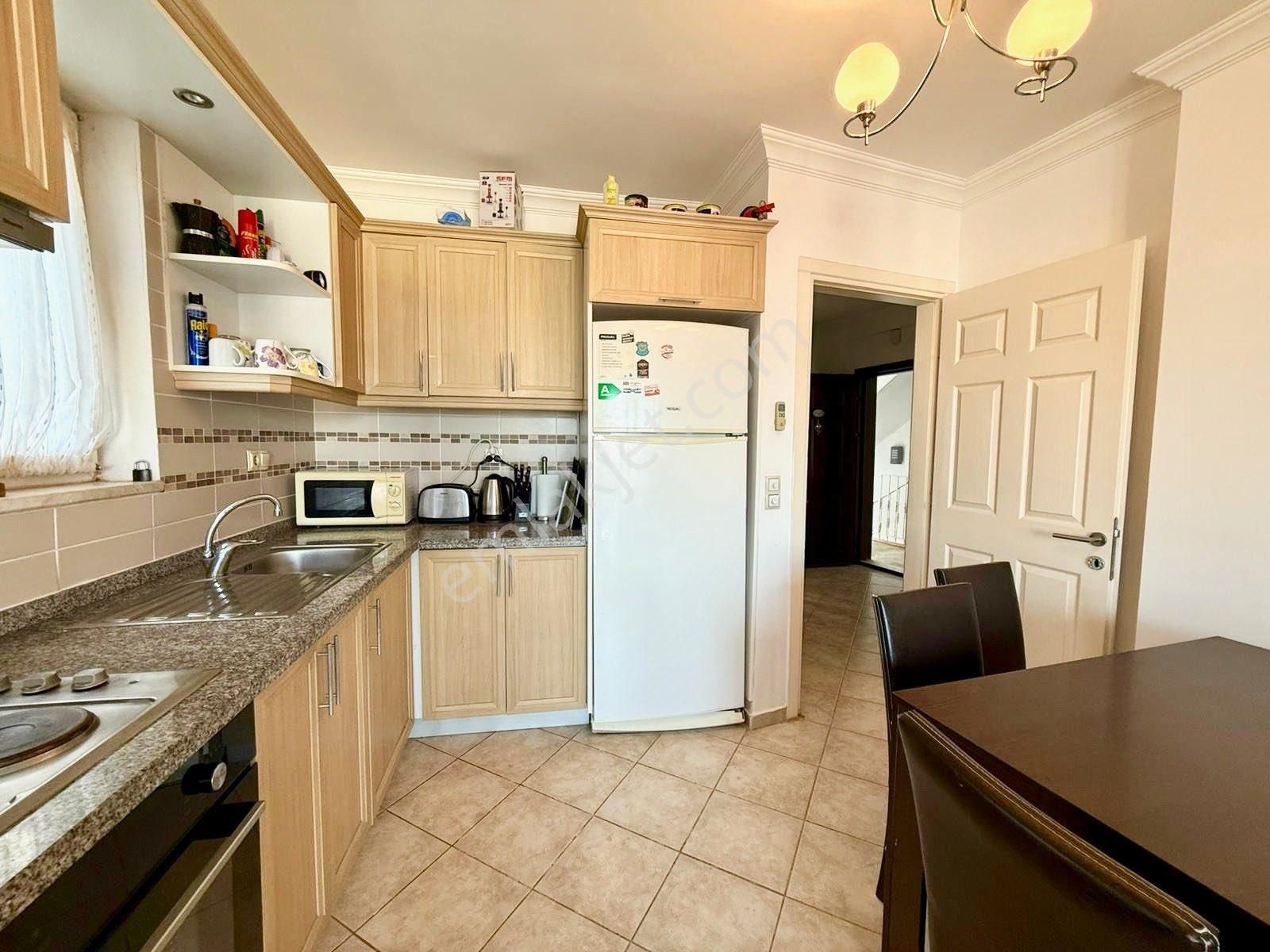 İngilizden Acil Bakımlı Eşyalı Ev Full Manzaralı Kumsala Yakın Daire - Görsel 26