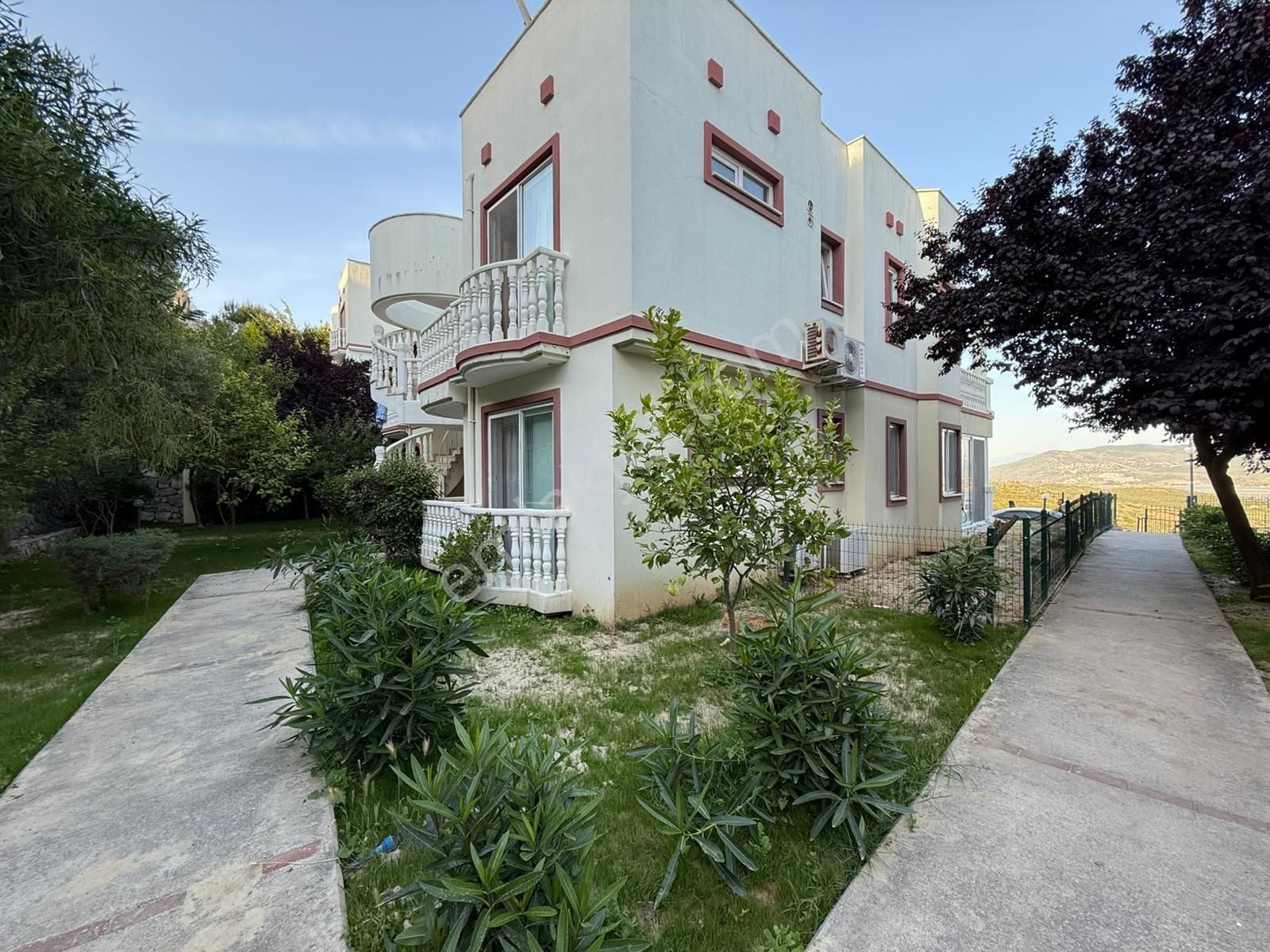 İngilizden Acil Bakımlı Eşyalı Ev Full Manzaralı Kumsala Yakın Daire - Görsel 18