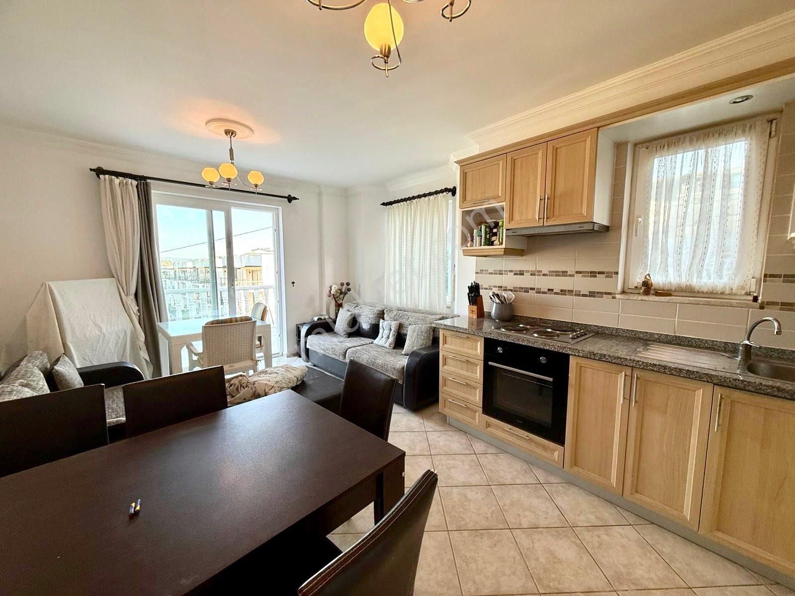 İngilizden Acil Bakımlı Eşyalı Ev Full Manzaralı Kumsala Yakın Daire - Görsel 7