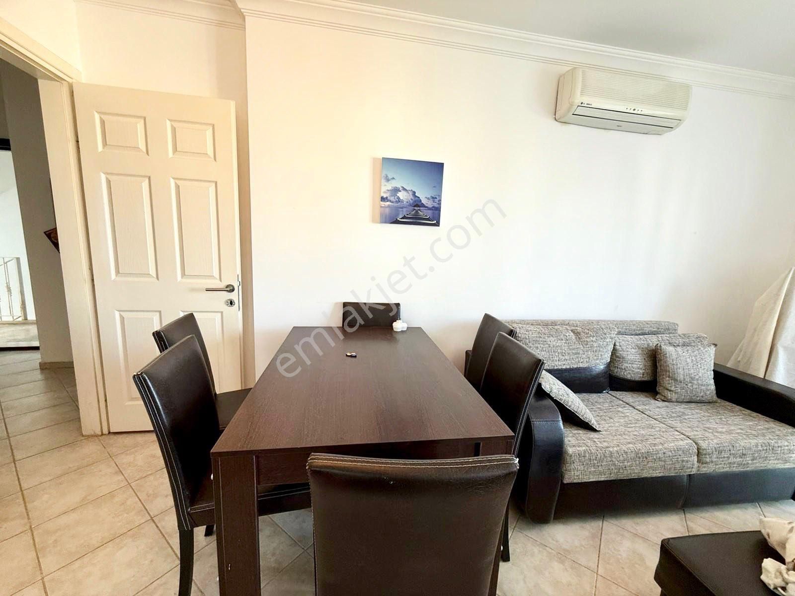 İngilizden Acil Bakımlı Eşyalı Ev Full Manzaralı Kumsala Yakın Daire - Görsel 13