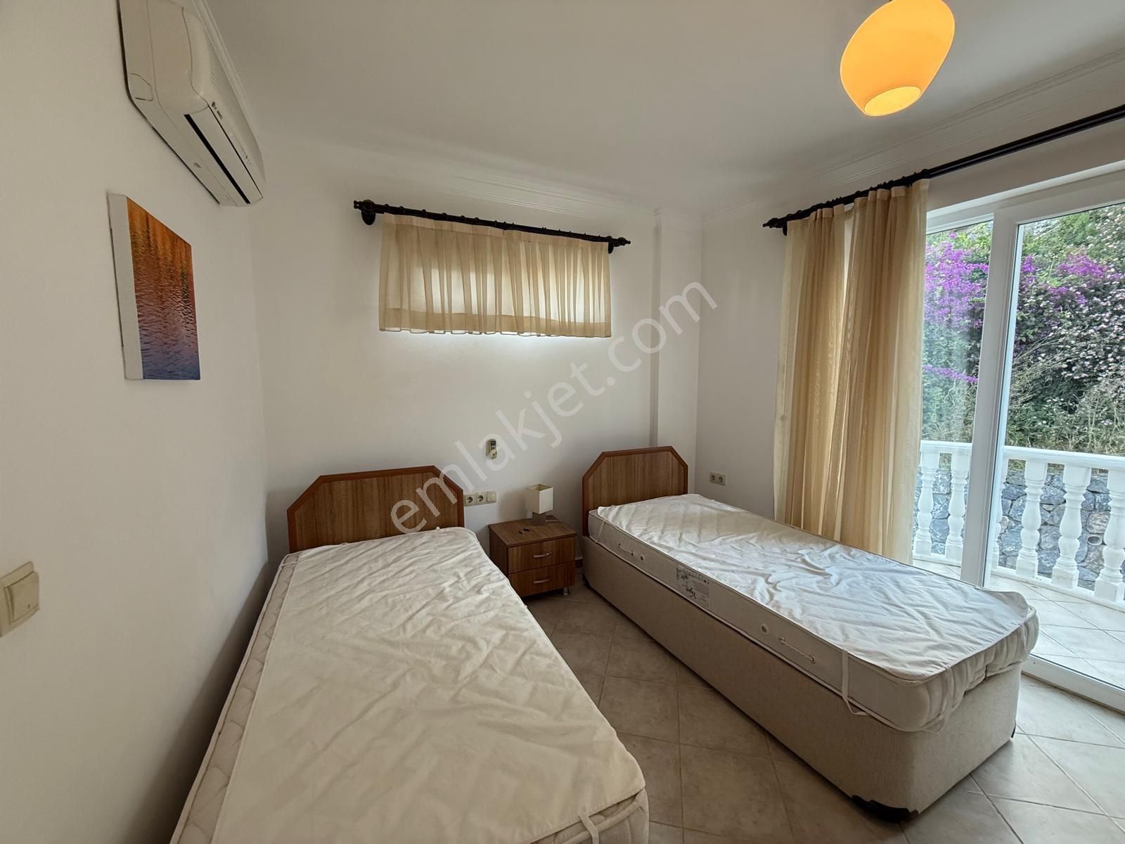 İngilizden Acil Bakımlı Eşyalı Ev Full Manzaralı Kumsala Yakın Daire - Görsel 33