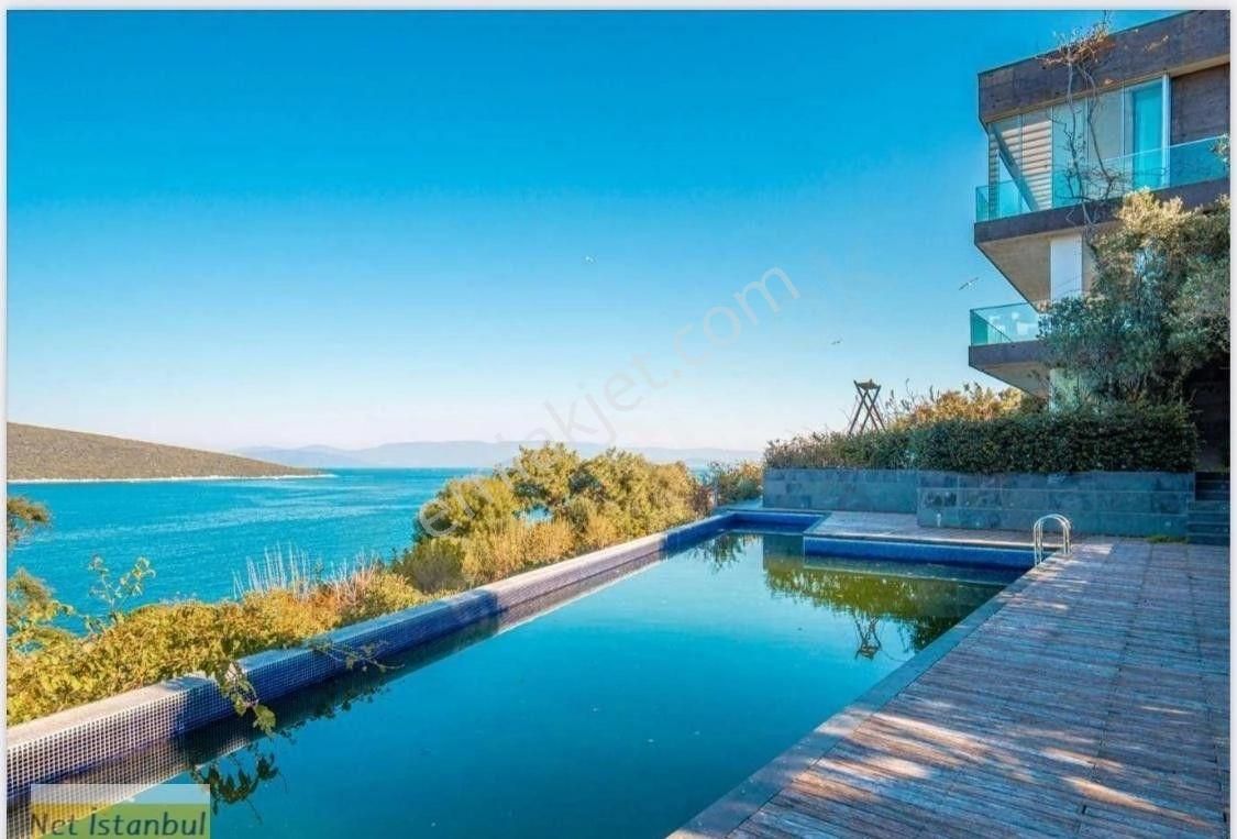 Türkbükü Hebil De 5+1 Denize Sıfır Kiralık Villa