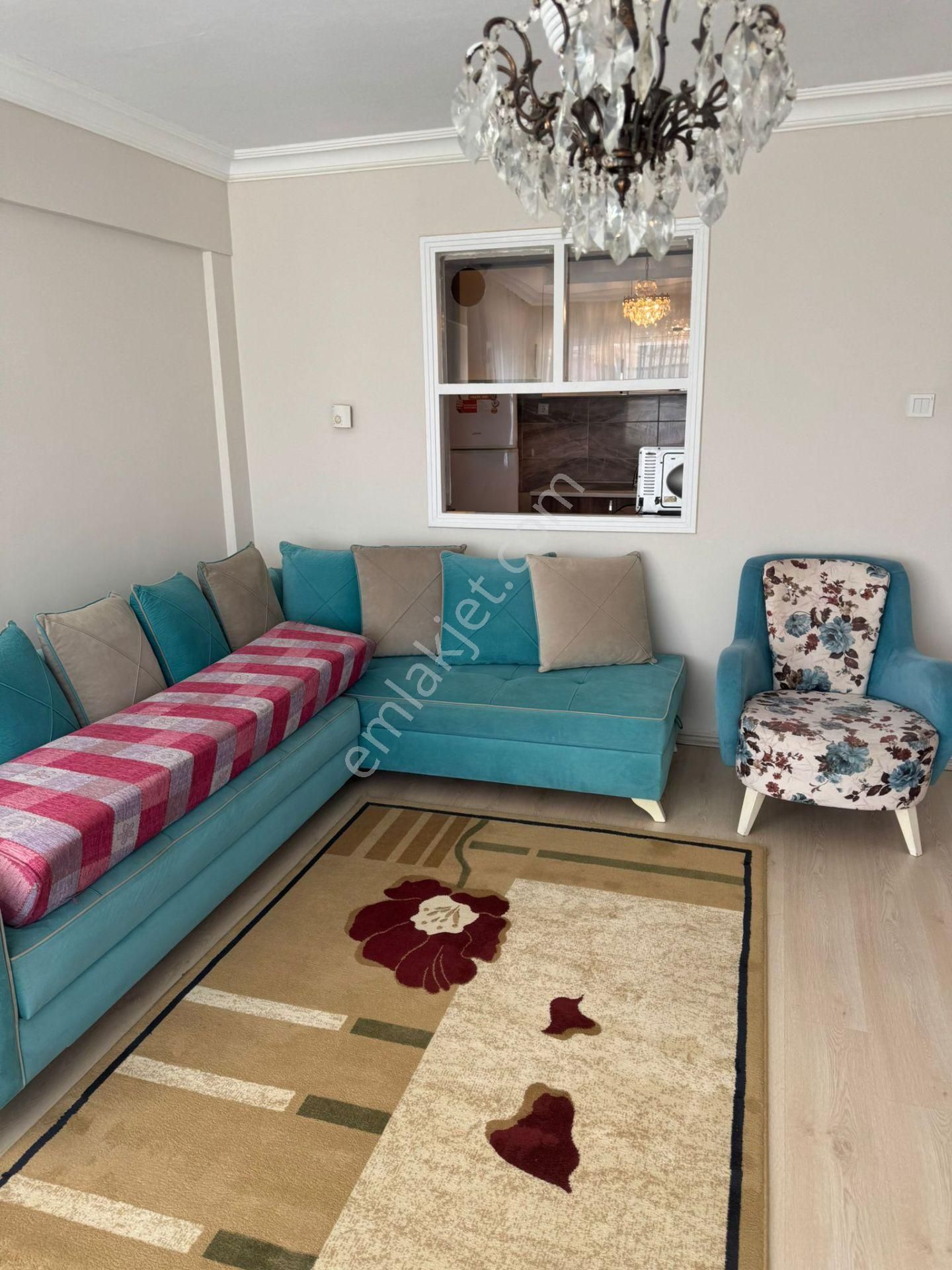 Şekercioğlu Gayrımenkulden Nadir Sitesinde 2+1 Eşyalı Kiralık Daire