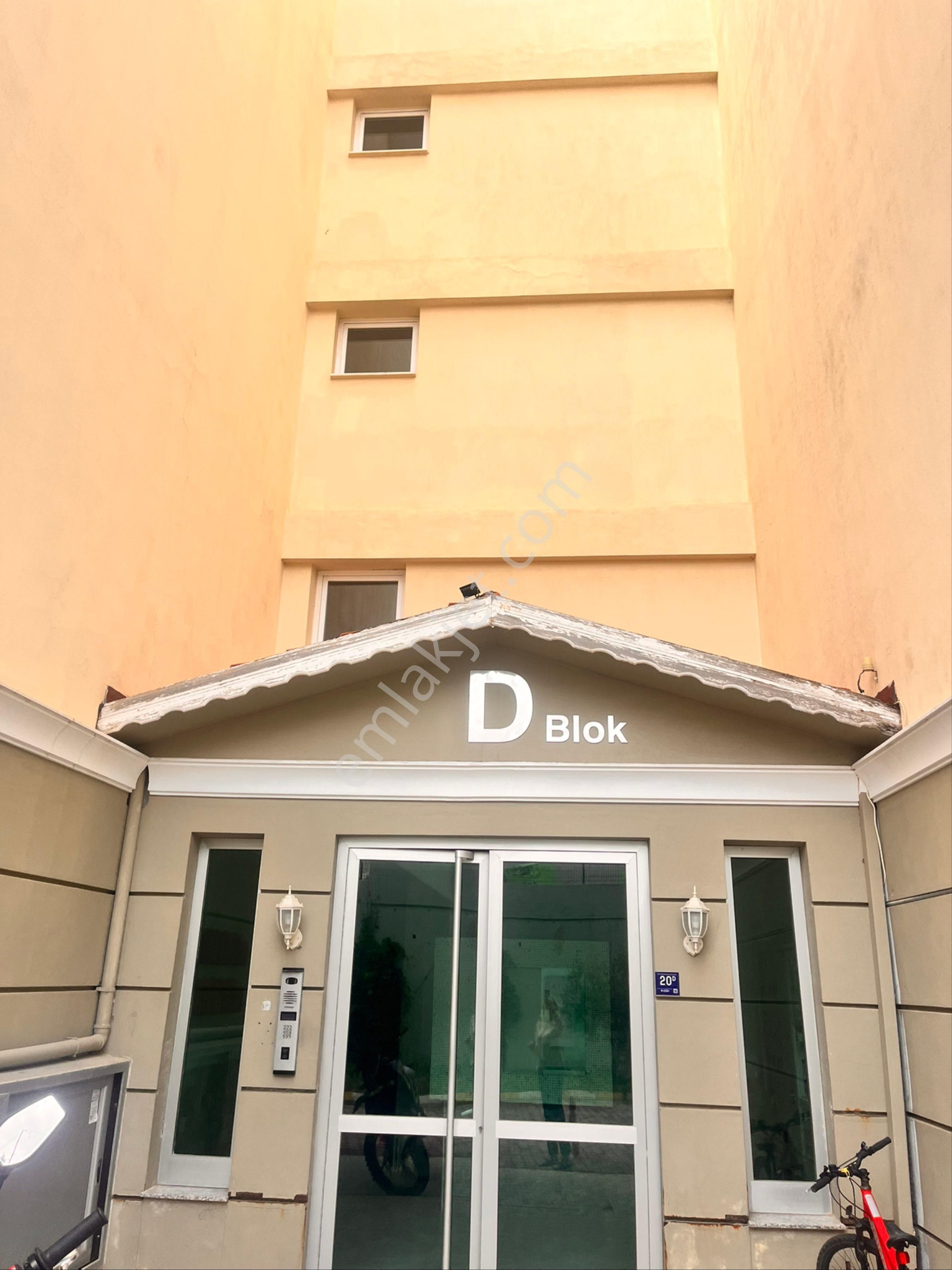 Kuşadası Ege Mh Geniş Çatı Dublex Daire