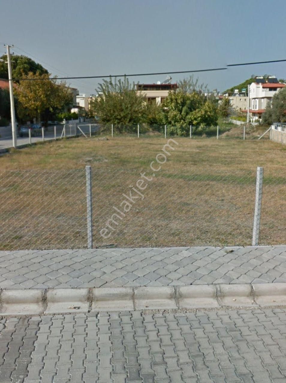 Aydın Kuşadası Güzelçamlıda Villaimarlı Arsa