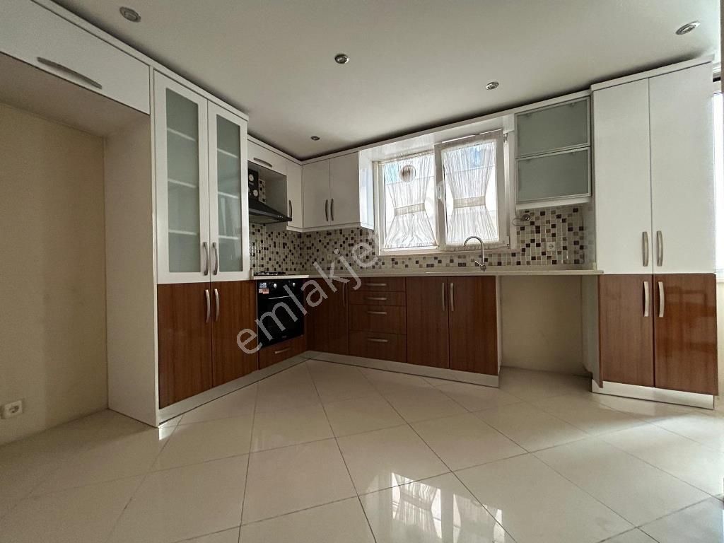 Kaçmaz'dan Altıntepe'de Sınırsız Kredi 220m² 4+2 Dubl