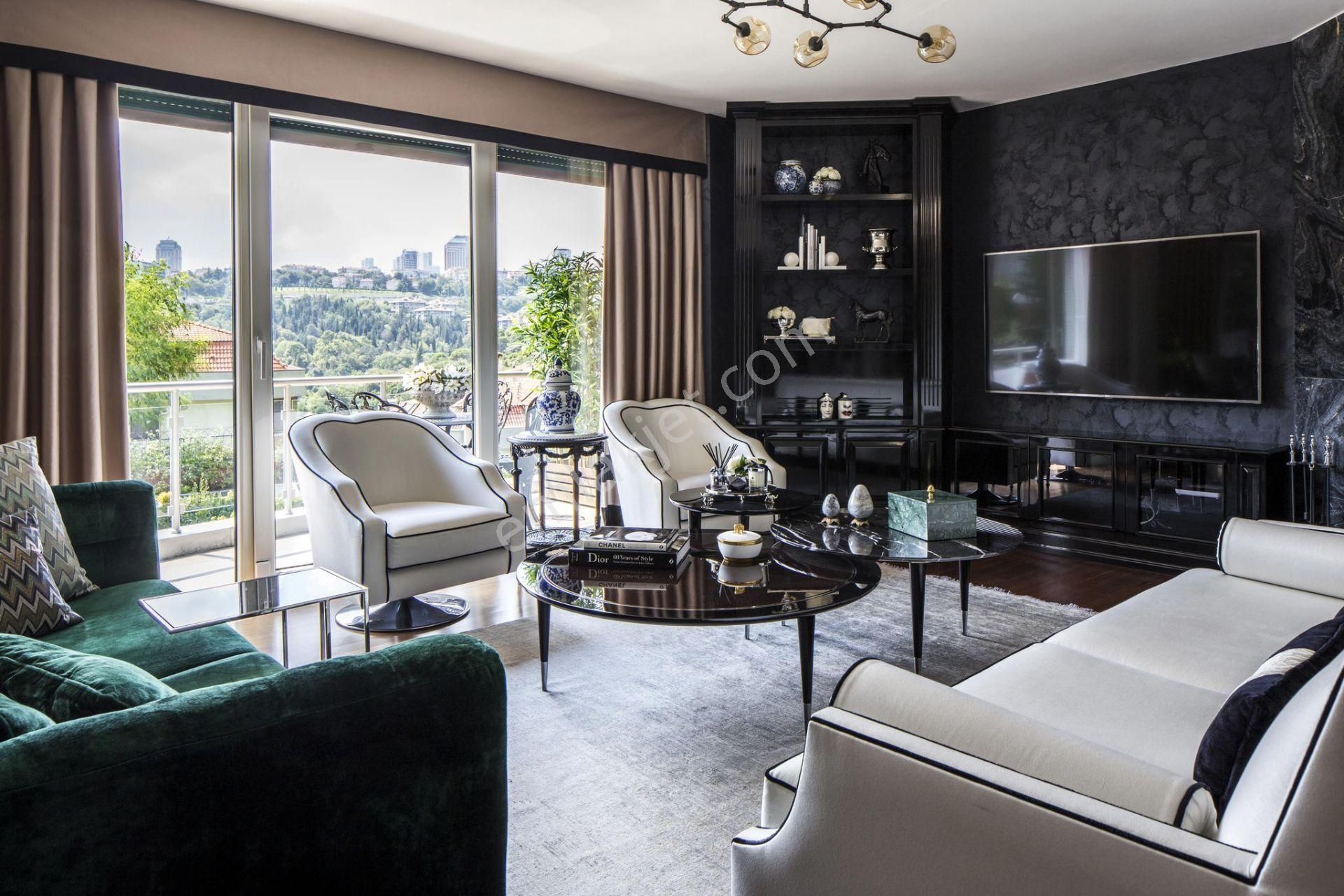 Ulus Park Evlerinde Özel Dekorasyonlu Satılık 4+1 Daire