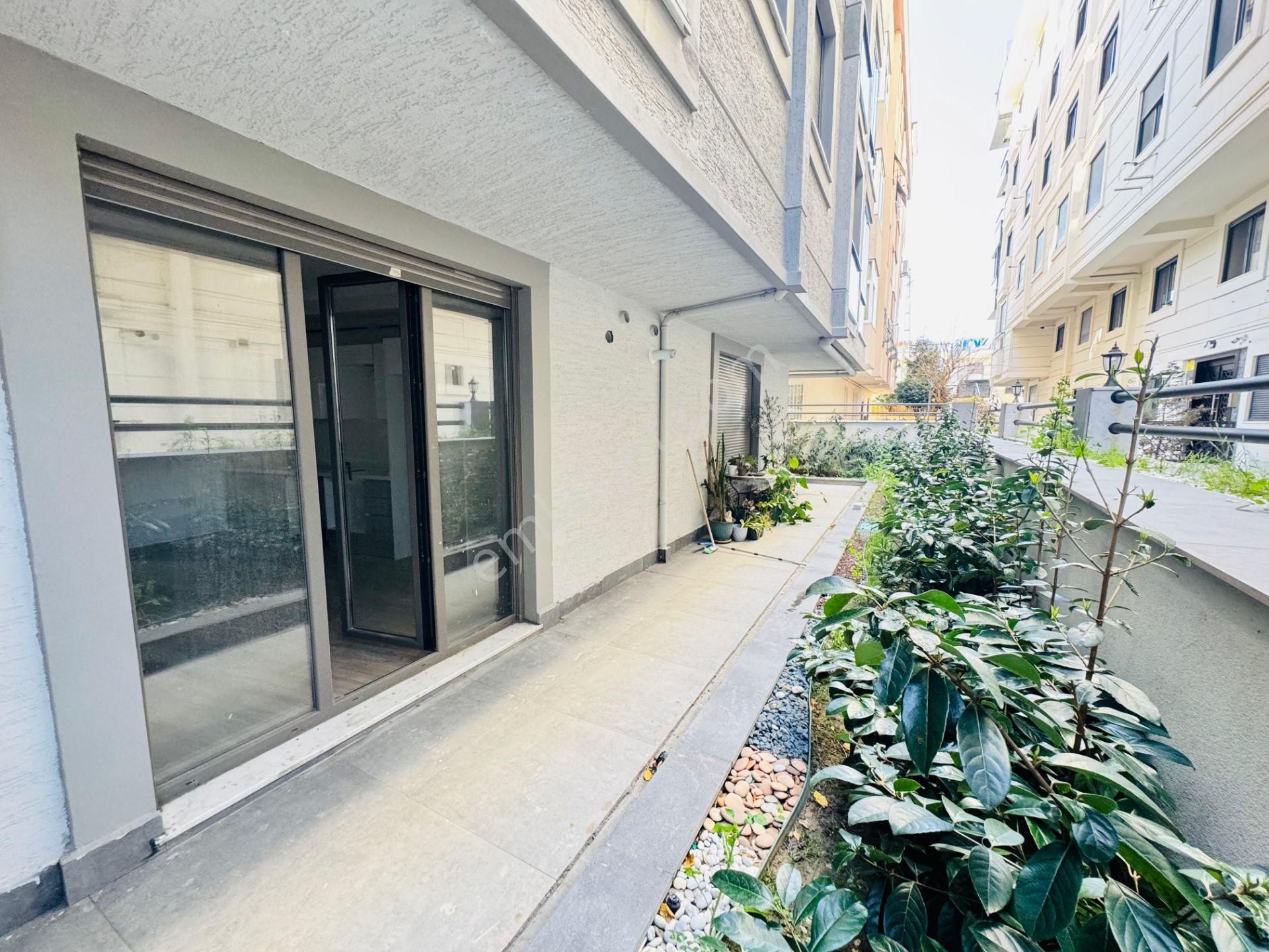 İdealtepe Sahilde, Sıfır Prestijli Yapı, Bahçe Teraslı, Sessiz Ve Sakin Konumda, Açık Mutfaklı 2+1
