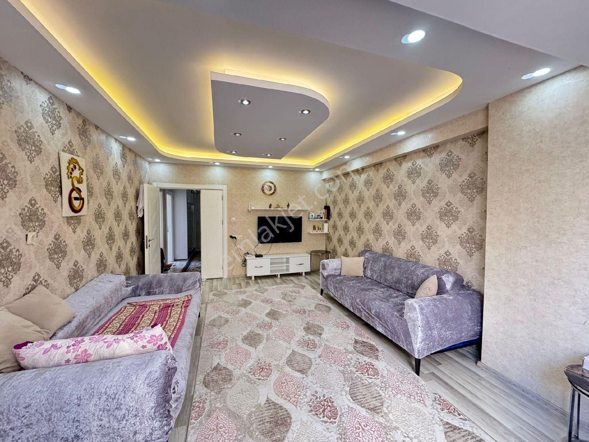 Cadde Seyran'dan Satılık 3+1 165m2 Merkezi Konum
