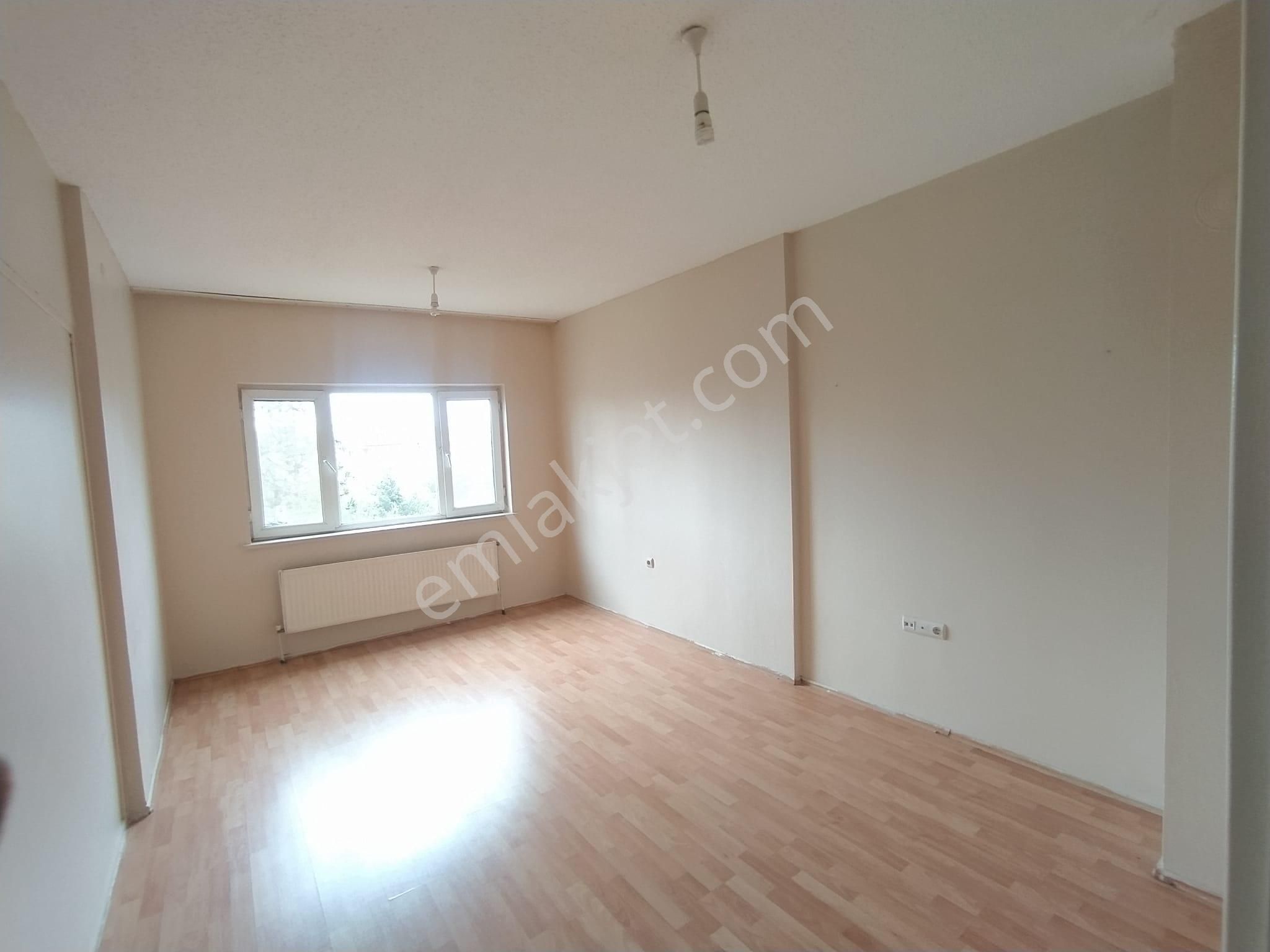 Üçkuyular 4.etapta Acil 2+1 Satılık Daire
